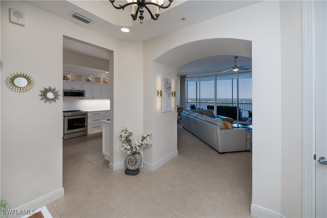 Fort Myers, Florida, 33901, United States, 3 Bedrooms Bedrooms, ,2 BathroomsBathrooms,Residential,For Sale,1974267