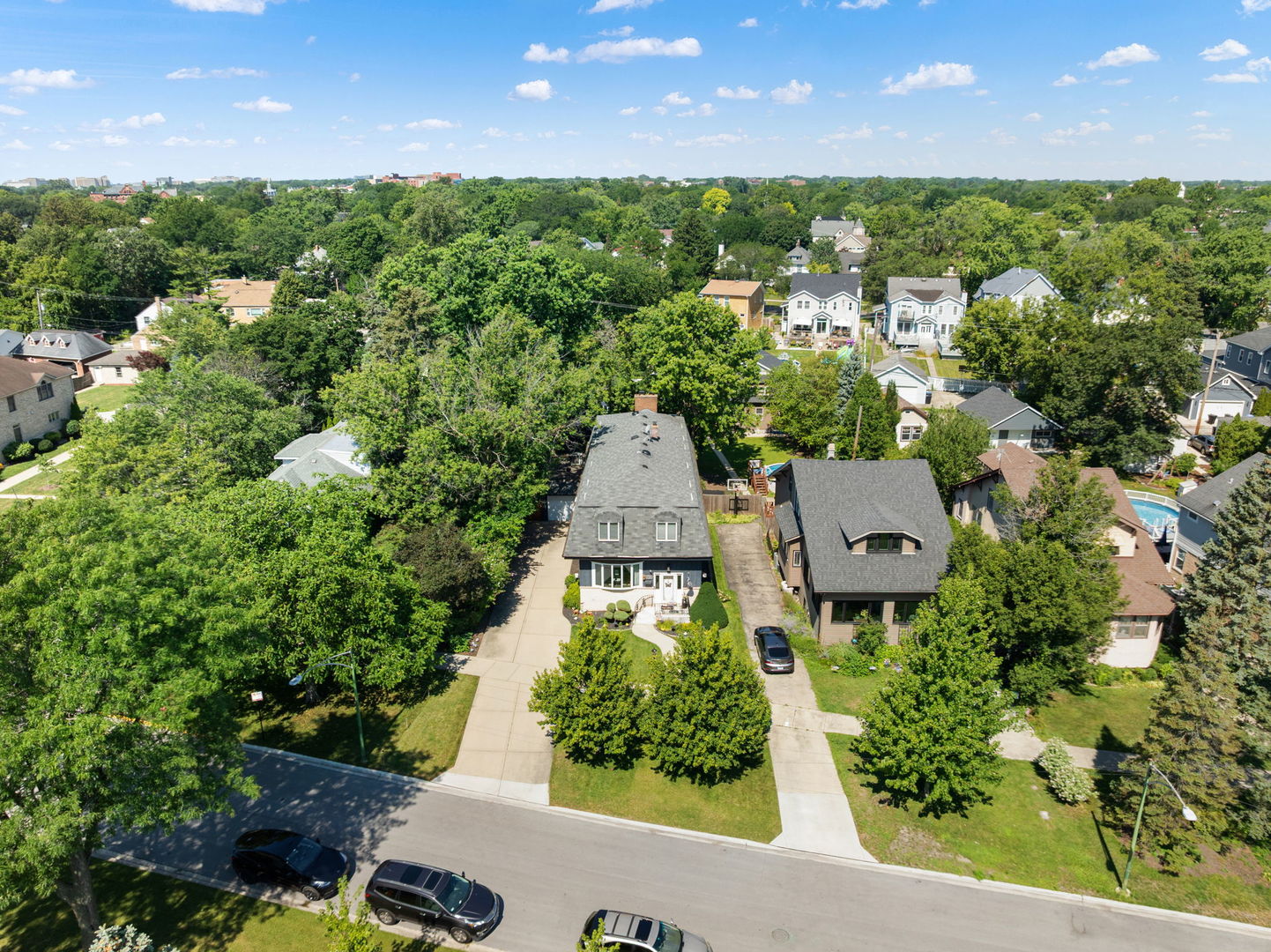 Chicago, Illinois, 60631, United States, 4 Bedrooms Bedrooms, ,4 BathroomsBathrooms,Residential,For Sale,1987082