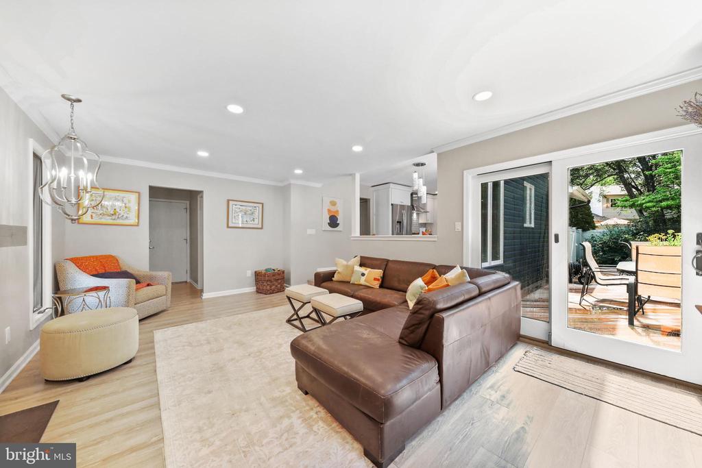 Medford, New Jersey, 08055, United States, 4 Bedrooms Bedrooms, ,3 BathroomsBathrooms,Residential,For Sale,1922039