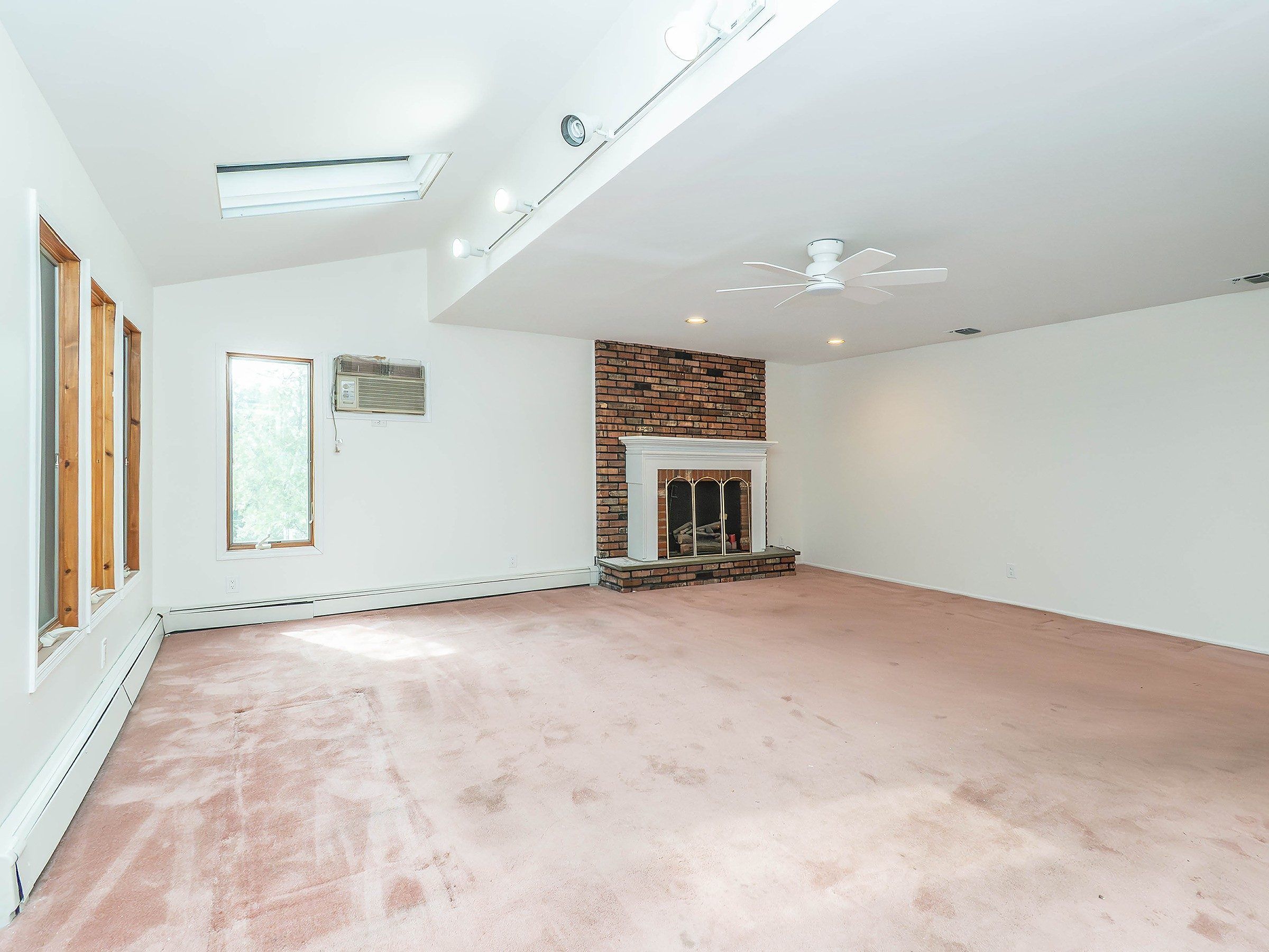  53A Grove Street, Glenwood Landing, NY, 11547 - 物件實景