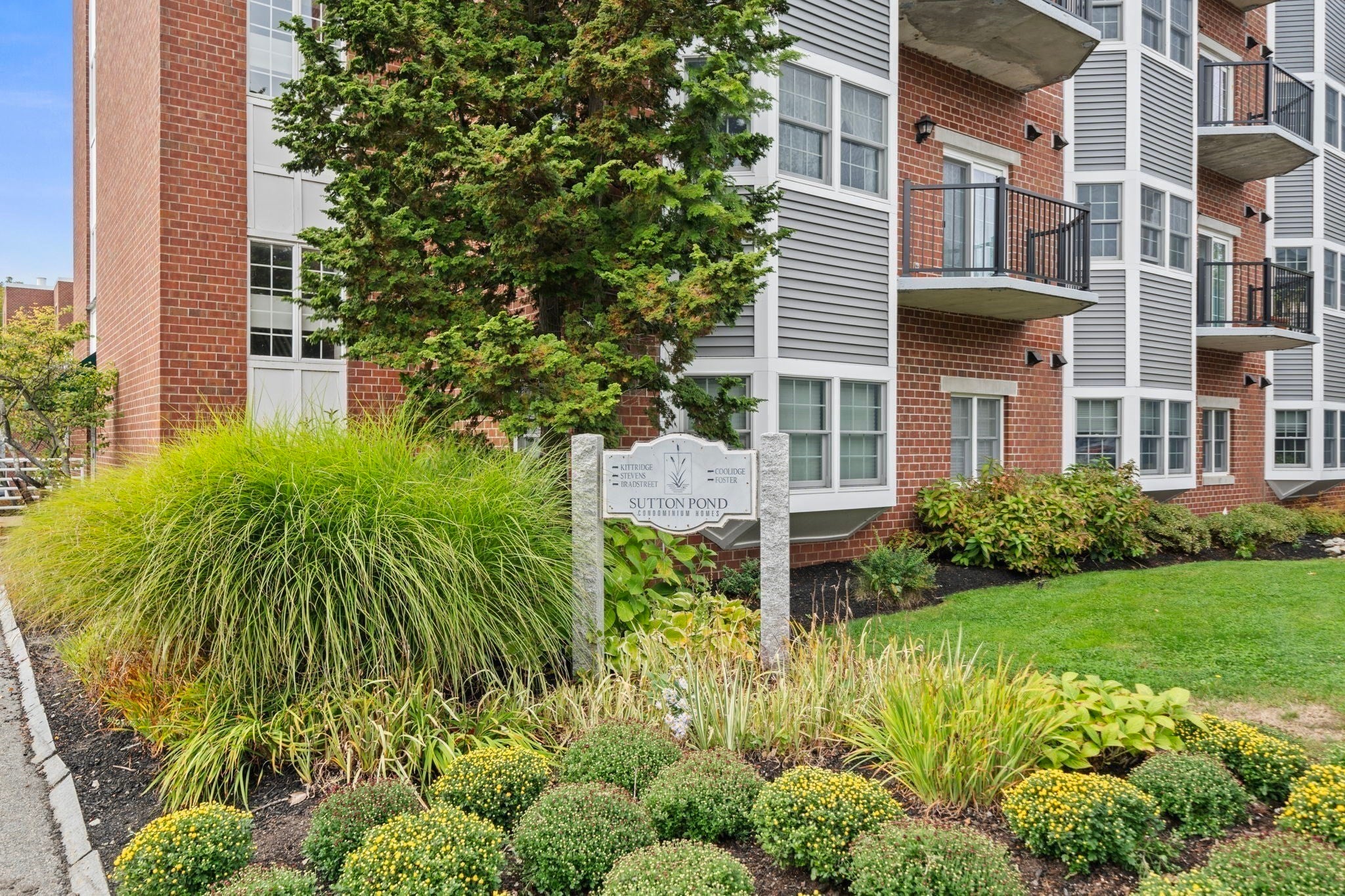 Main St, North Andover, MA 01845