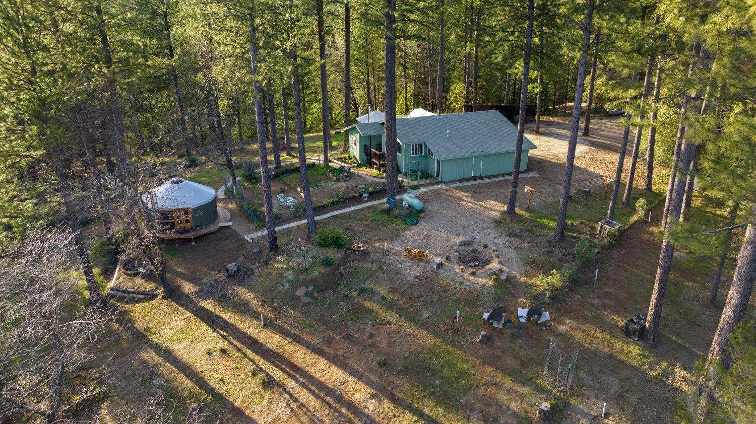 Camptonville, California, 95922, United States, 1 Bedroom Bedrooms, ,2 BathroomsBathrooms,Residential,For Sale,1938019