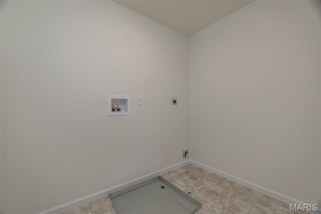 Wentzville, Missouri, 63385, United States, 4 Bedrooms Bedrooms, ,4 BathroomsBathrooms,Residential,For Sale,1948699