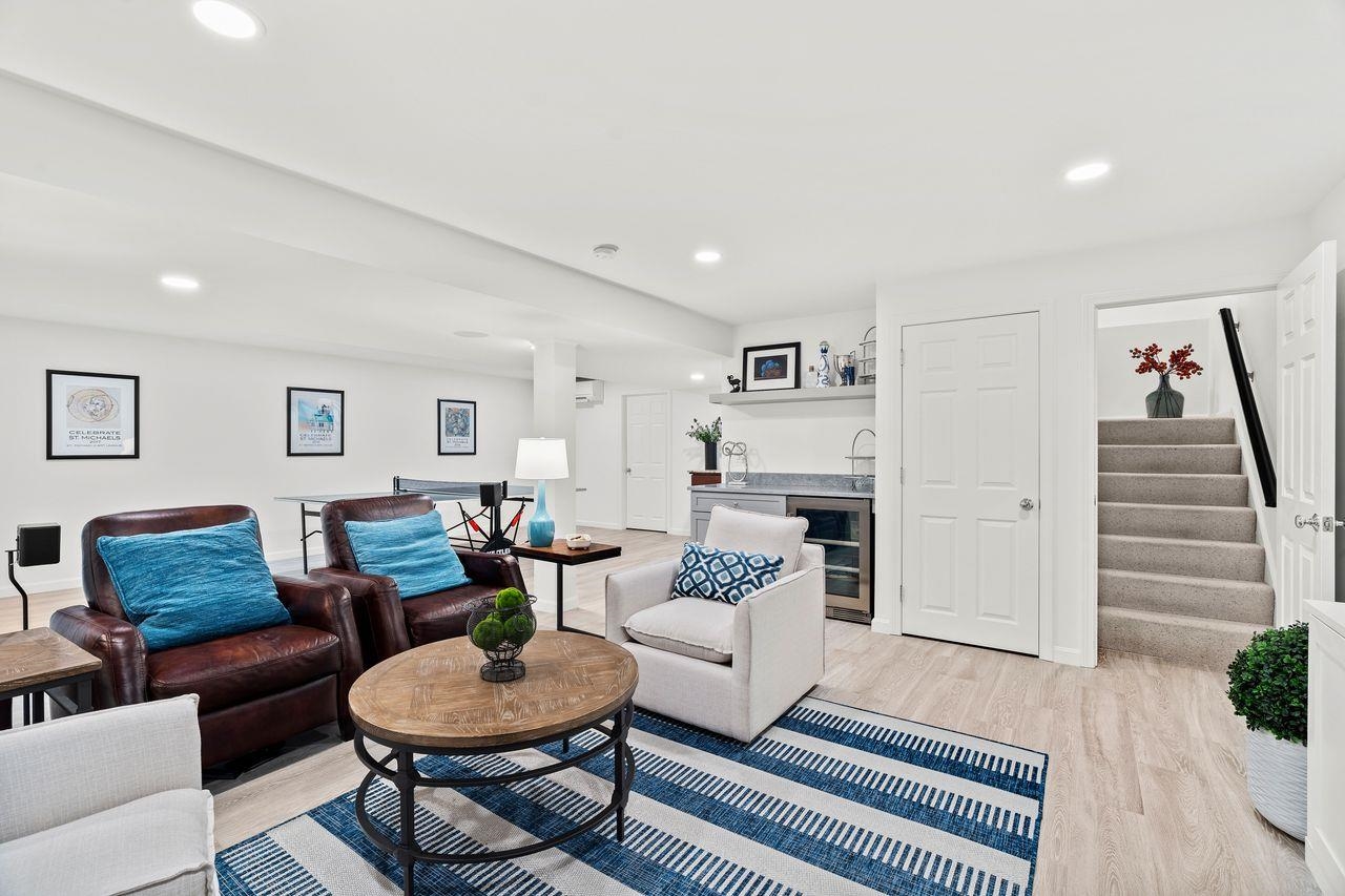 Bedford, New Hampshire, 03110, United States, 3 Bedrooms Bedrooms, ,3 BathroomsBathrooms,Residential,For Sale,1989387