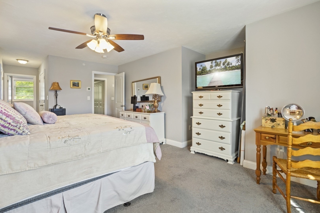 Haverhill, Massachusetts, 01832, United States, 3 Bedrooms Bedrooms, ,3 BathroomsBathrooms,Residential,For Sale,1879402