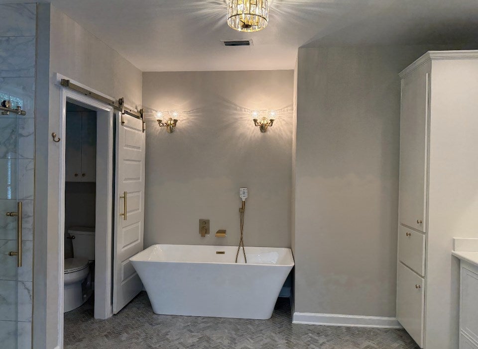 Dothan, Alabama, 36303, United States, 5 Bedrooms Bedrooms, ,4 BathroomsBathrooms,Residential,For Sale,1907801