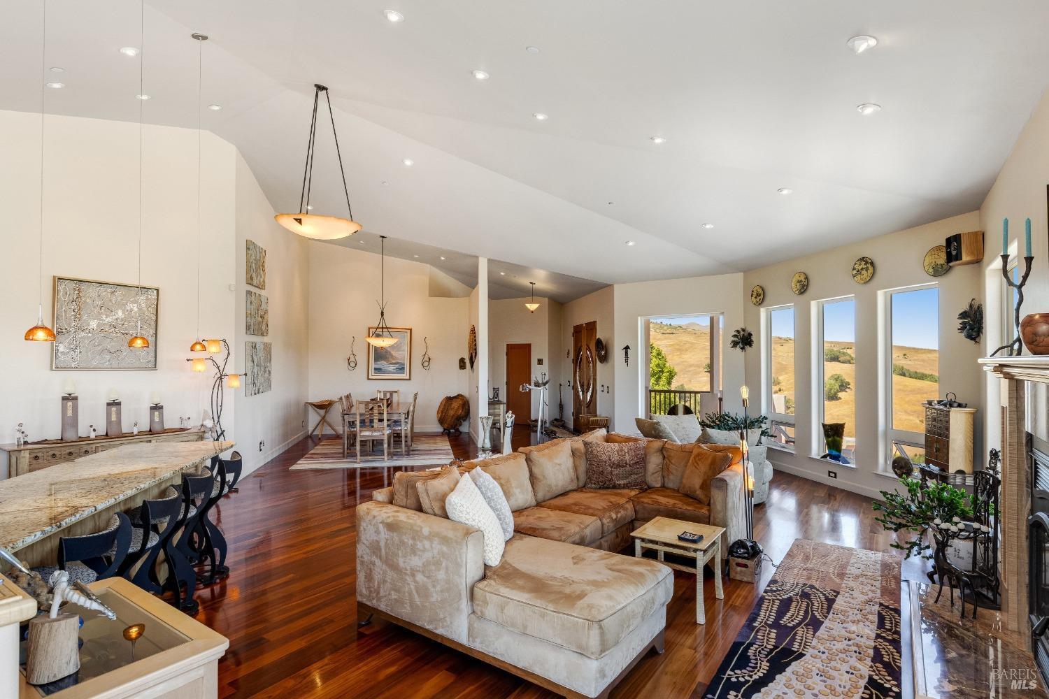 Nicasio, California, 94946, United States, 9 Bedrooms Bedrooms, ,6 BathroomsBathrooms,Residential,For Sale,1798262