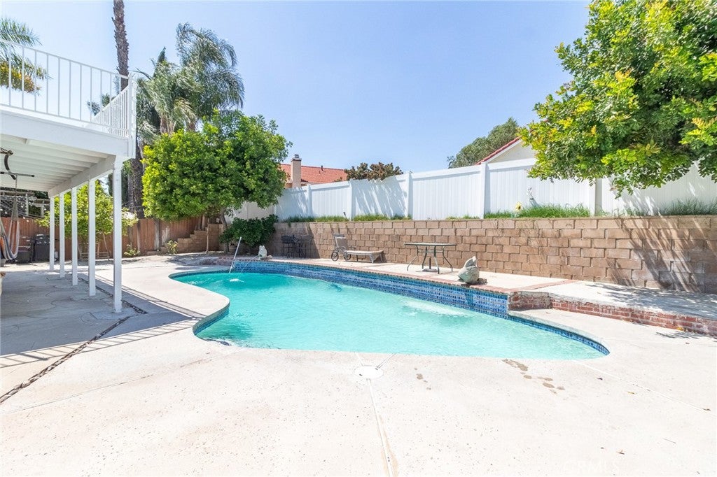 Redlands, California, 92374, United States, 4 Bedrooms Bedrooms, ,2 BathroomsBathrooms,Residential,For Sale,1978273