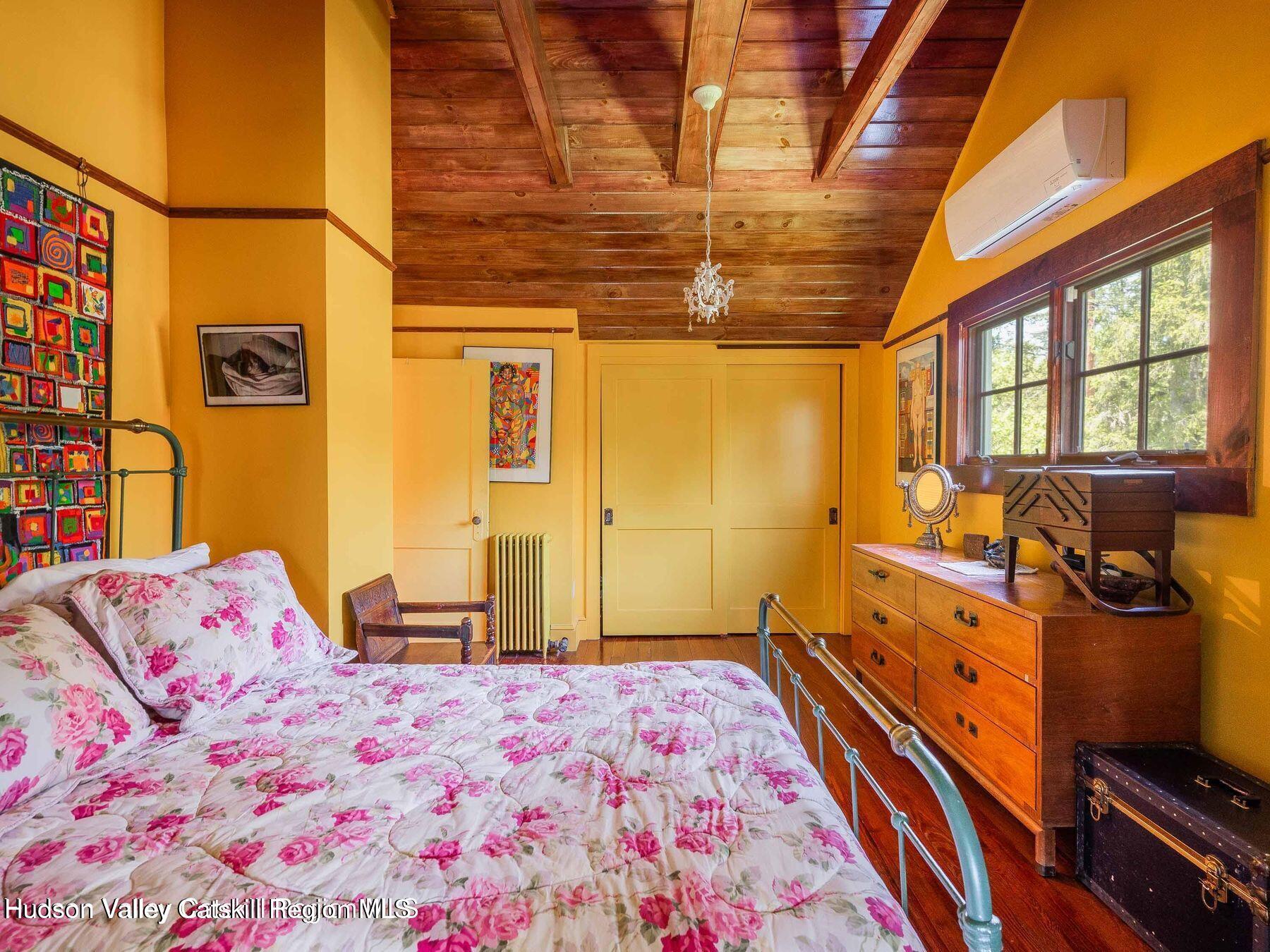 Woodstock, New York, 12498, United States, 3 Bedrooms Bedrooms, ,4 BathroomsBathrooms,Residential,For Sale,1857603