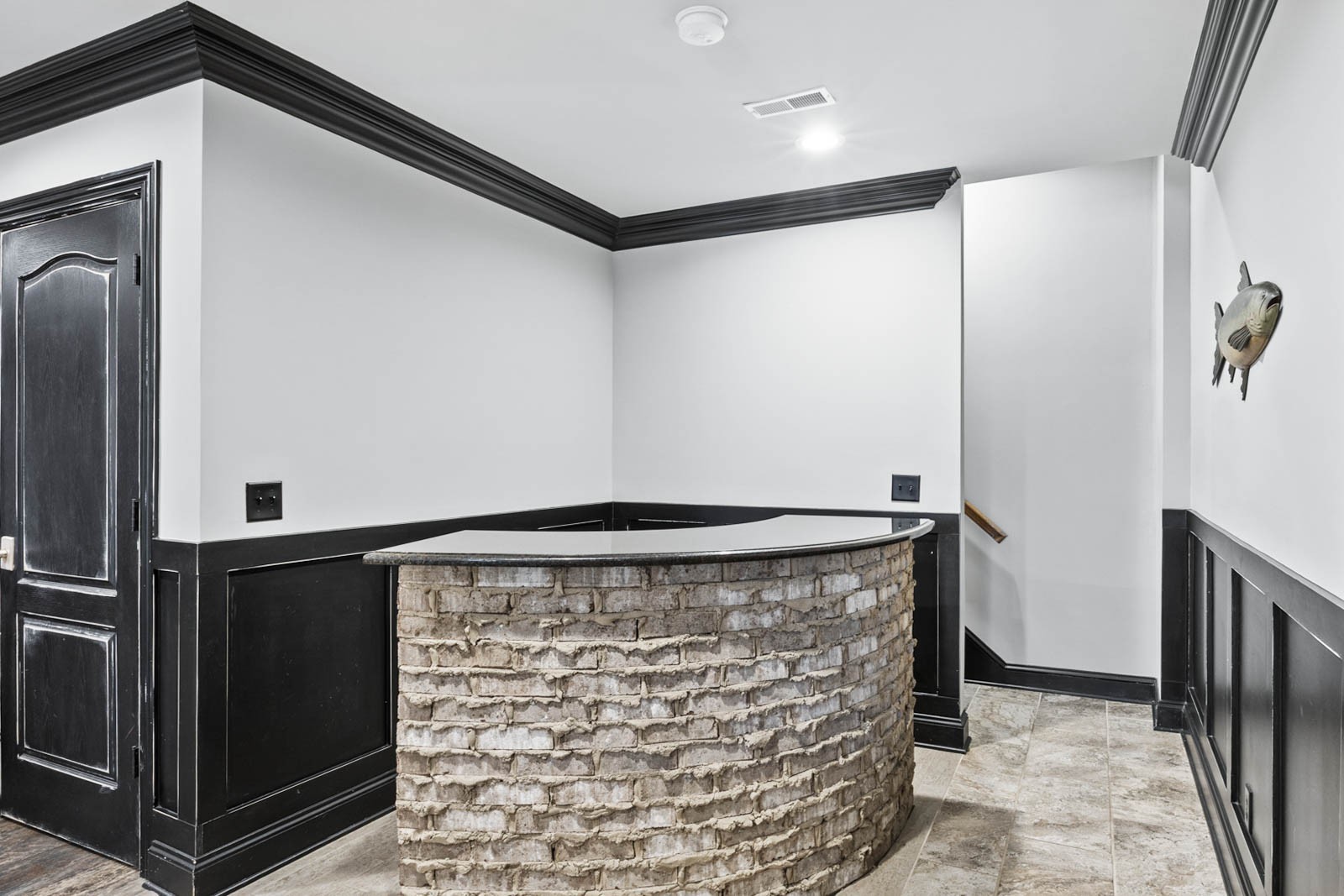 Clarksville, Tennessee, 37043, United States, 4 Bedrooms Bedrooms, ,5 BathroomsBathrooms,Residential,For Sale,1997798