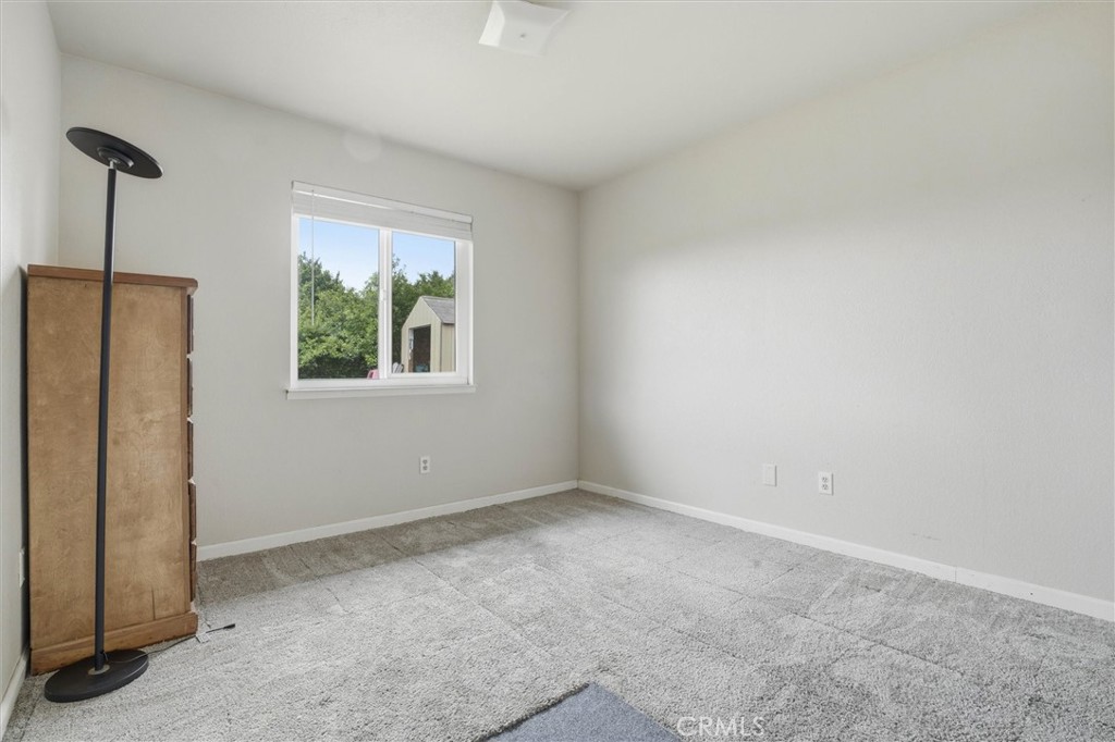 Paso Robles, California, 93446, United States, 5 Bedrooms Bedrooms, ,2 BathroomsBathrooms,Residential,For Sale,2034099