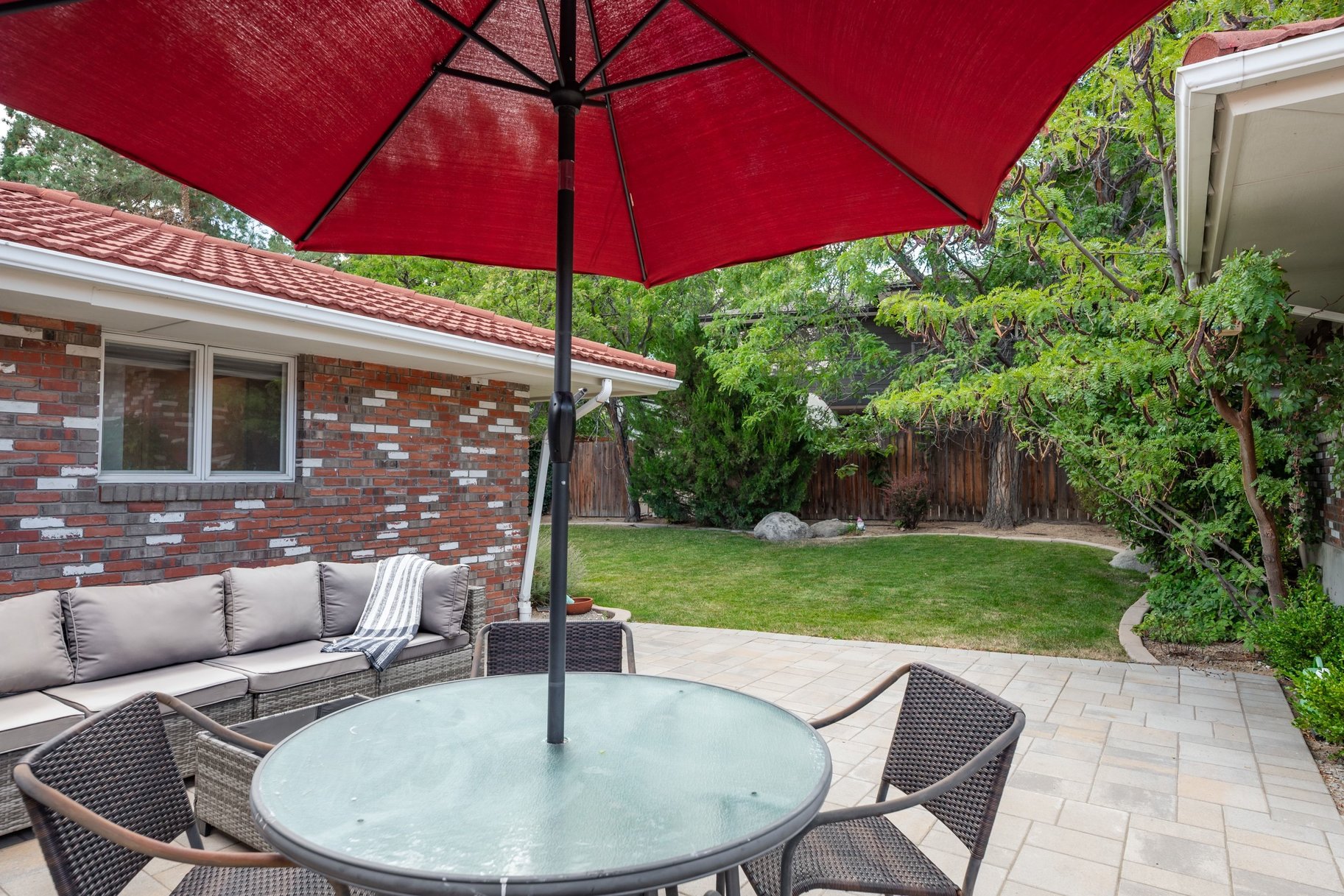  RARE SKYLINE HEIGHTS OPPORTUNITY  6,024 SF BRICK HOME ON .38 ACRE  NO HOA - 物件實景
