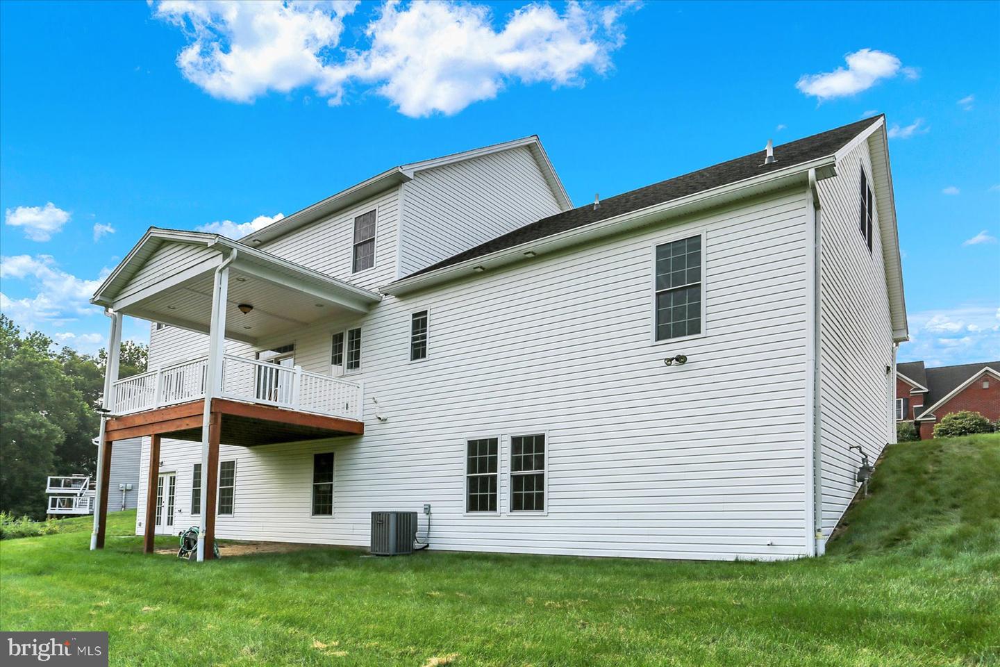 Mechanicsburg, Pennsylvania, 17050, United States, 5 Bedrooms Bedrooms, ,5 BathroomsBathrooms,Residential,For Sale,1910880