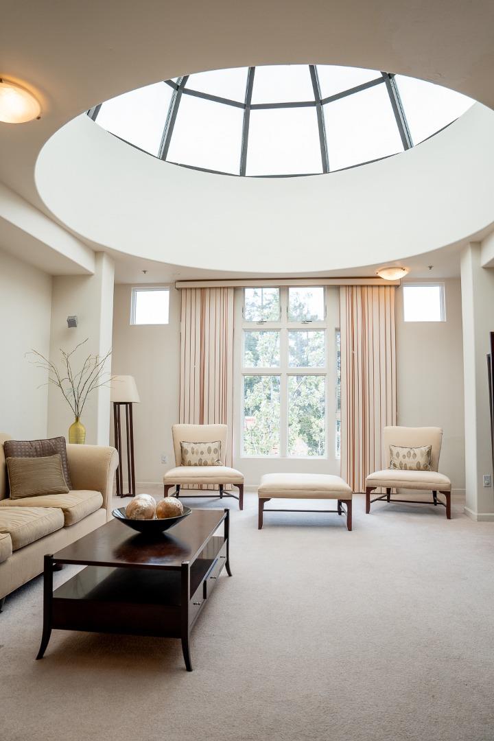 Palo Alto, California, 94306, United States, 2 Bedrooms Bedrooms, ,2 BathroomsBathrooms,Residential,For Sale,1990993