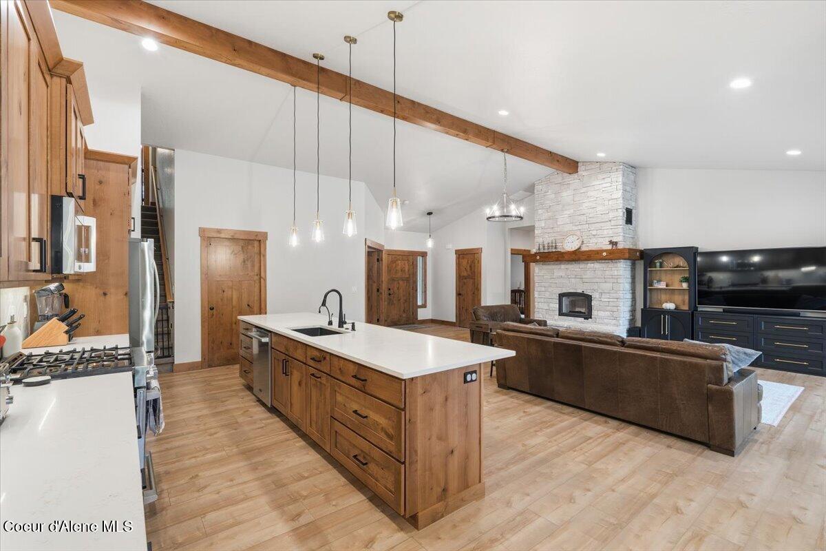 Oldtown, Idaho, 83822, United States, 5 Bedrooms Bedrooms, ,4 BathroomsBathrooms,Residential,For Sale,1992429