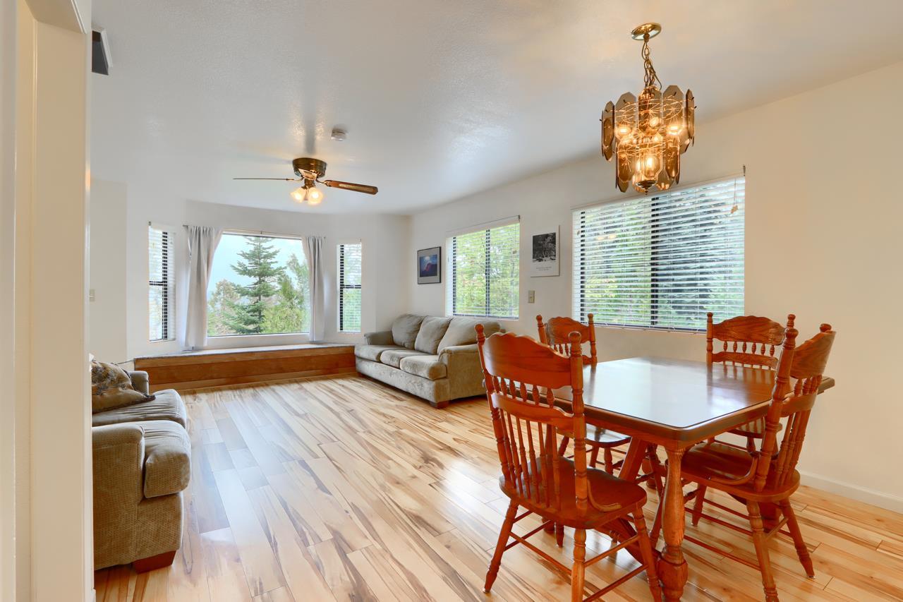 Yosemite, California, 95389, United States, 4 Bedrooms Bedrooms, ,2 BathroomsBathrooms,Residential,For Sale,1980100