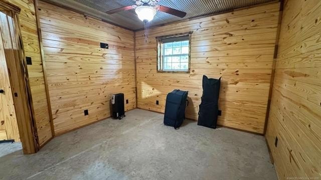 Hodgen, Oklahoma, 74939, United States, 4 Bedrooms Bedrooms, ,3 BathroomsBathrooms,Residential,For Sale,1979733