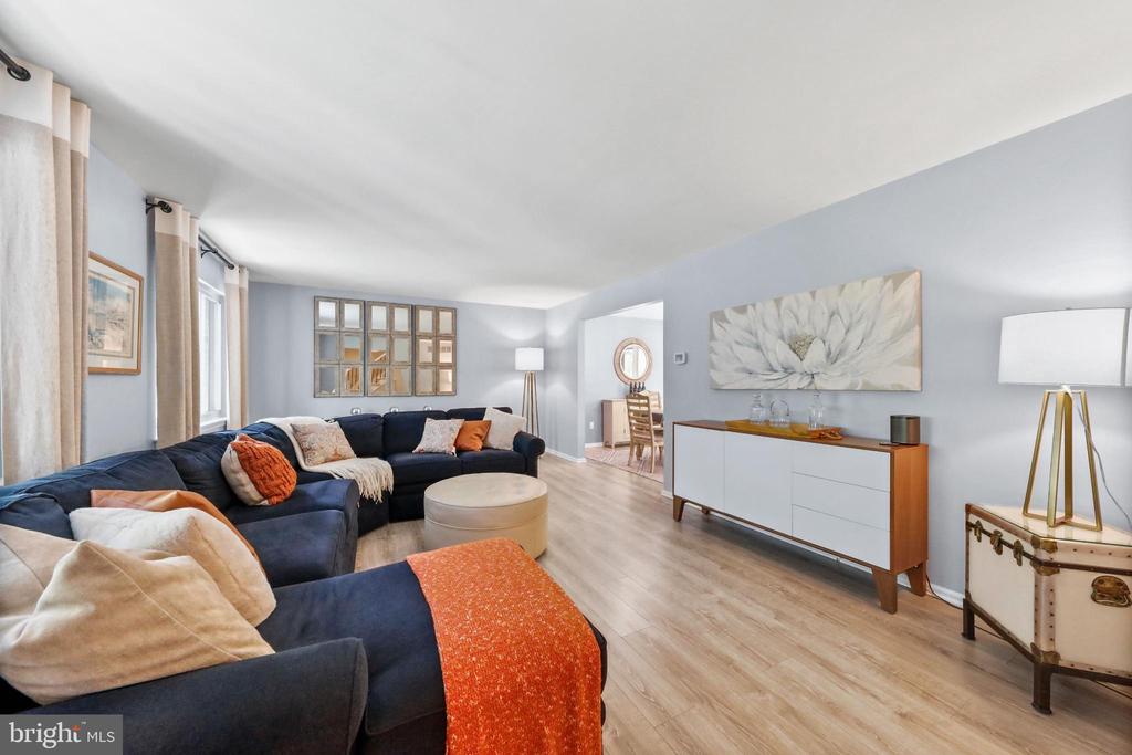Medford, New Jersey, 08055, United States, 4 Bedrooms Bedrooms, ,3 BathroomsBathrooms,Residential,For Sale,1922039