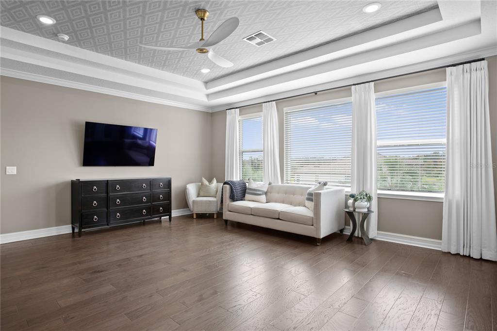 Lutz, Florida, 33559, United States, 5 Bedrooms Bedrooms, ,5 BathroomsBathrooms,Residential,For Sale,2002912