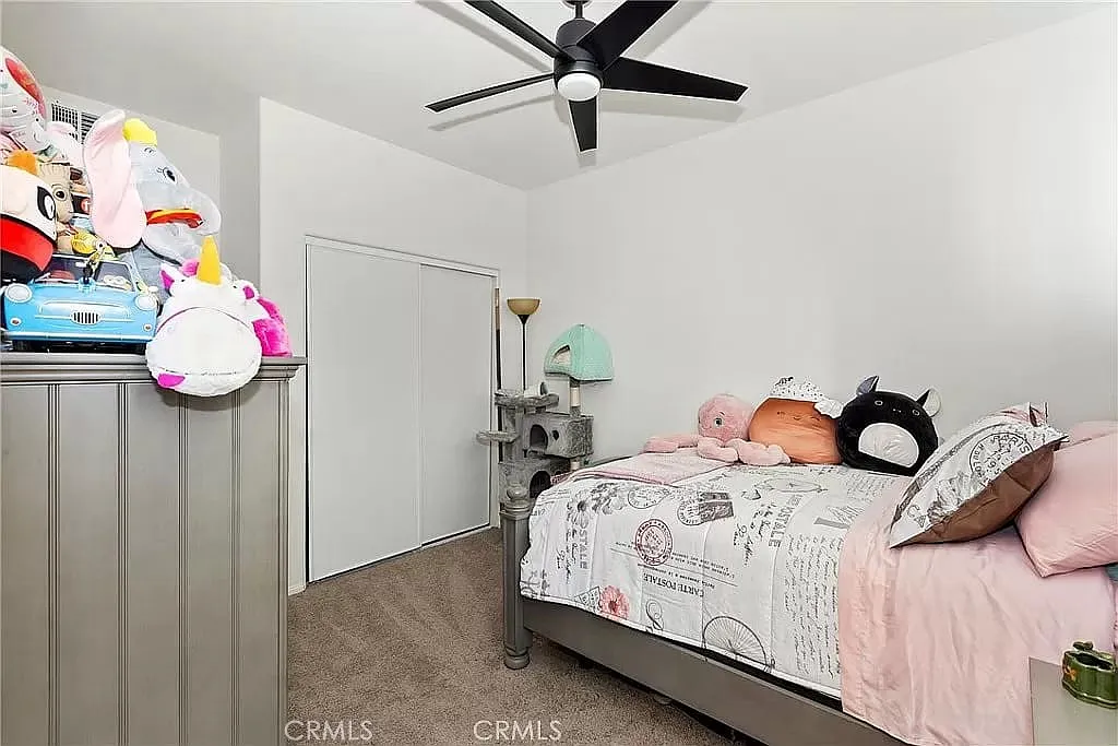 Victorville, California, 92392, United States, 5 Bedrooms Bedrooms, ,4 BathroomsBathrooms,Residential,For Sale,1984455