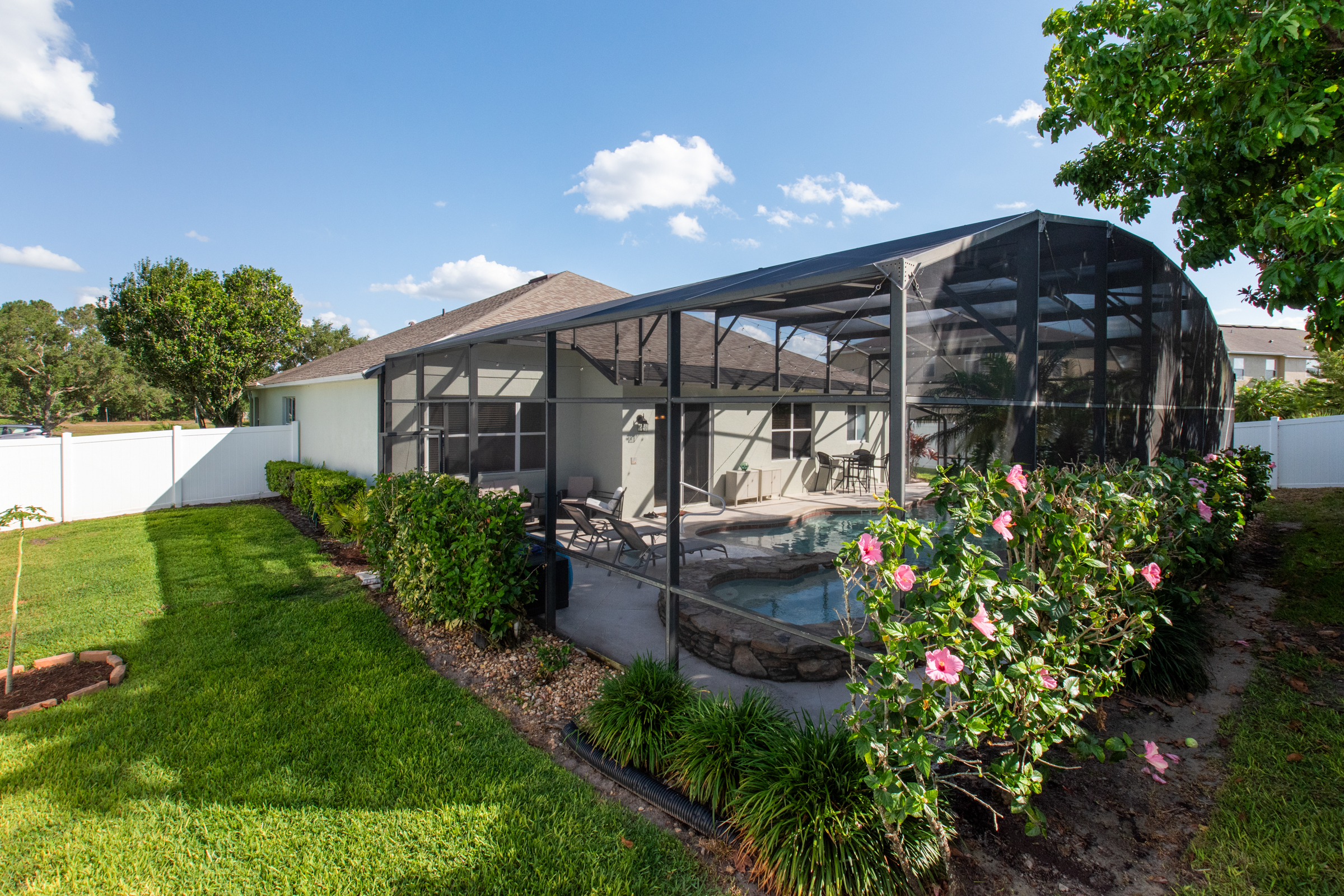Winter Garden, Florida, 34787, United States, 3 Bedrooms Bedrooms, ,2 BathroomsBathrooms,Residential,For Sale,1938374