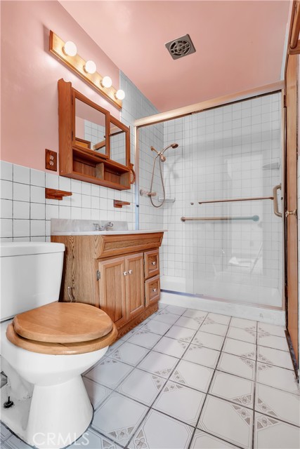 Pico Rivera, California, 90660, United States, 4 Bedrooms Bedrooms, ,2 BathroomsBathrooms,Residential,For Sale,1900549
