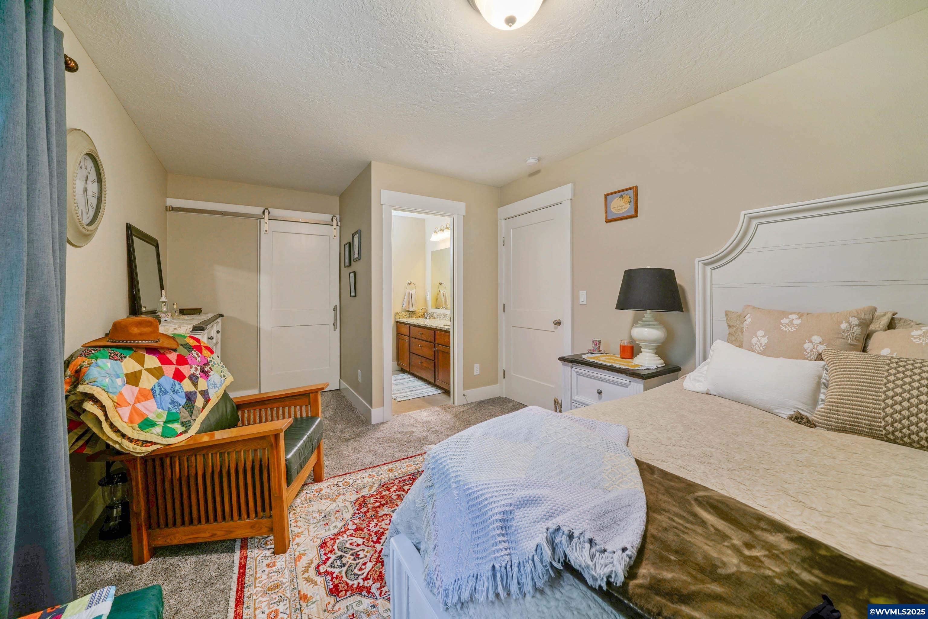 Salem, Oregon, 97306, United States, 3 Bedrooms Bedrooms, ,3 BathroomsBathrooms,Residential,For Sale,1891858