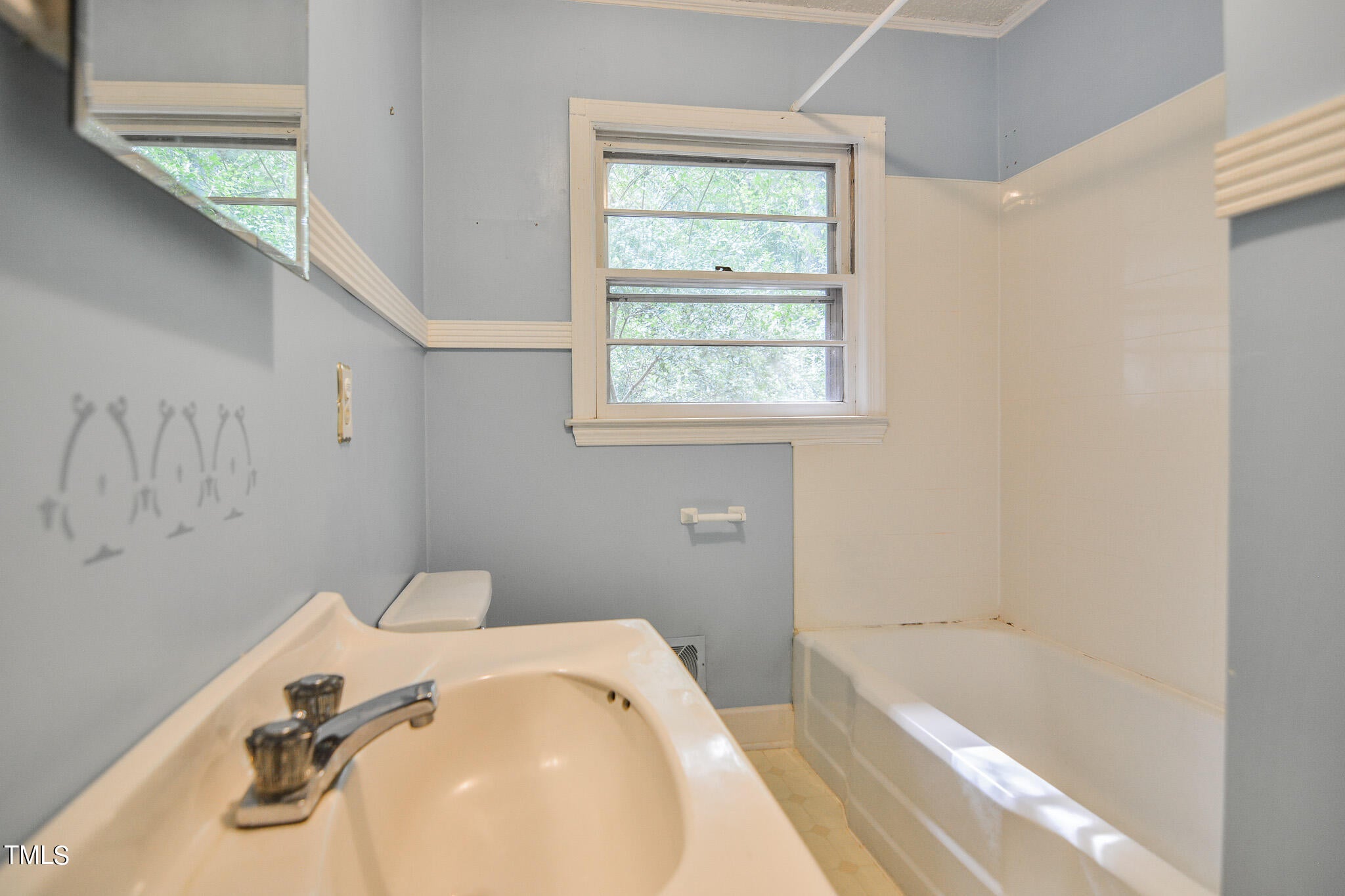 5008 Rolesville Road, Knightdale, North Carolina, 27545, United States, 3 Bedrooms Bedrooms, ,3 BathroomsBathrooms,Residential,For Sale,5008 Rolesville Road,1610106