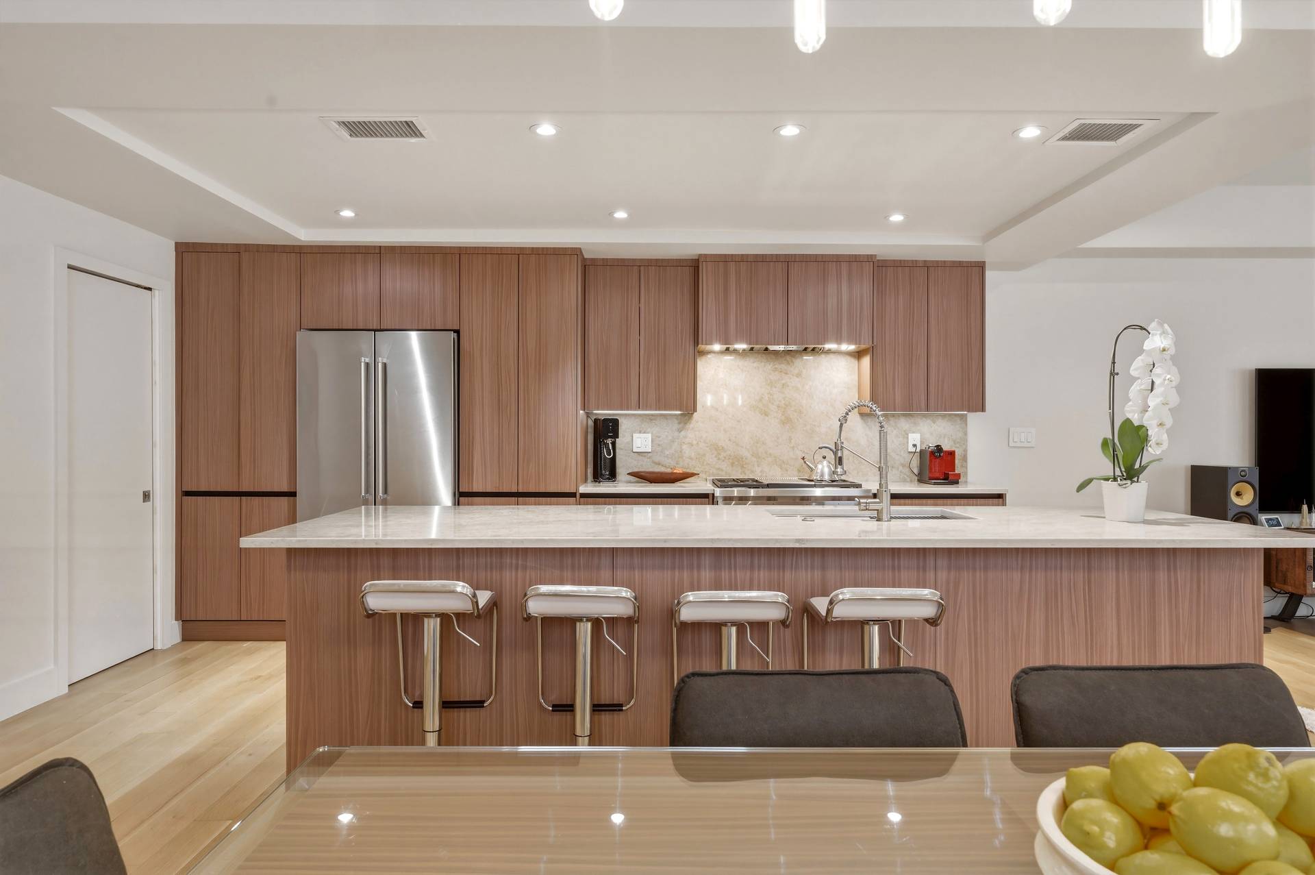  3036 Mcdonald Street, Miami, FL, 33133 - 物件實景