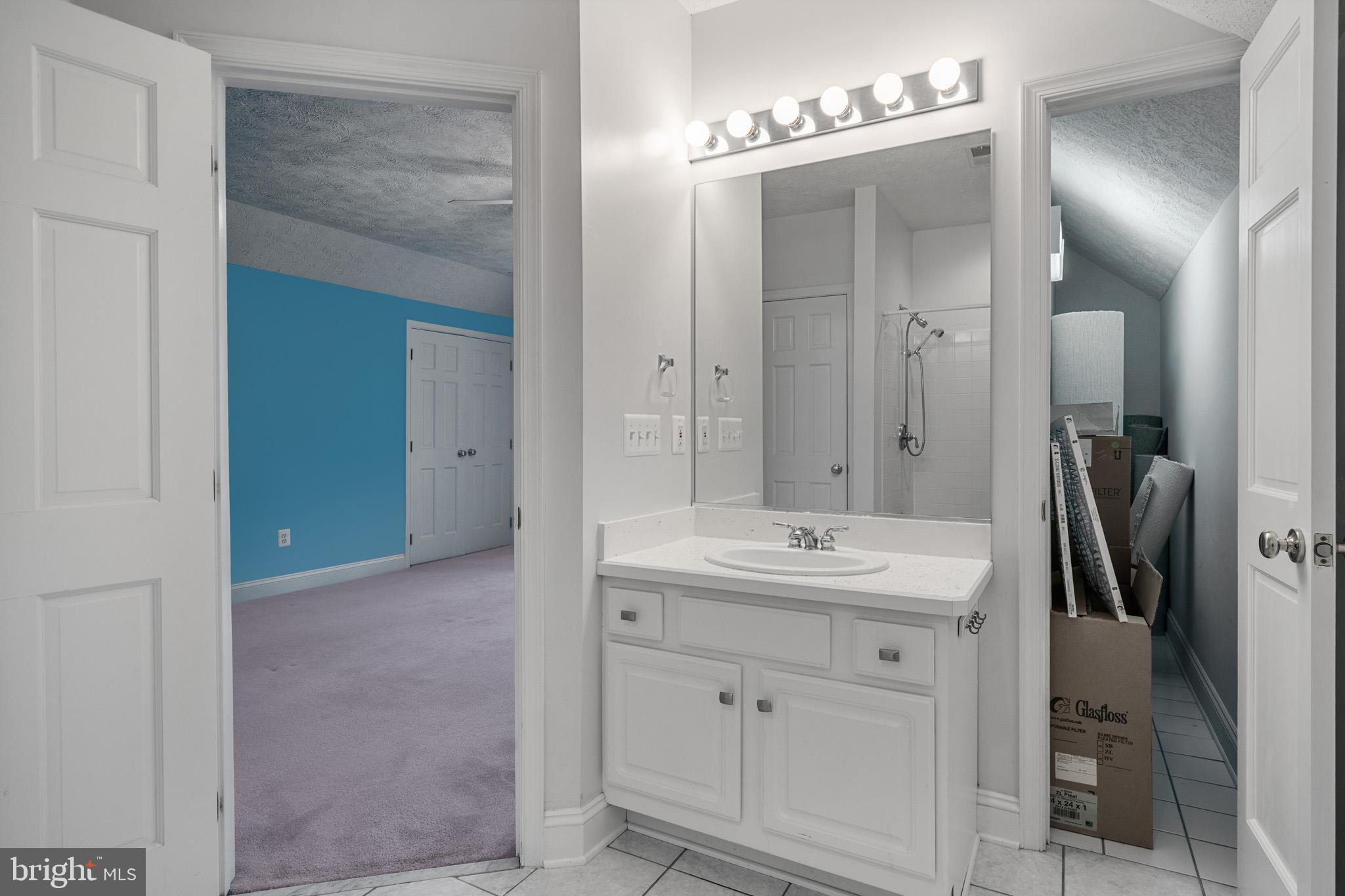 Issue, Maryland, 20645, United States, 5 Bedrooms Bedrooms, ,5 BathroomsBathrooms,Residential,For Sale,1912917