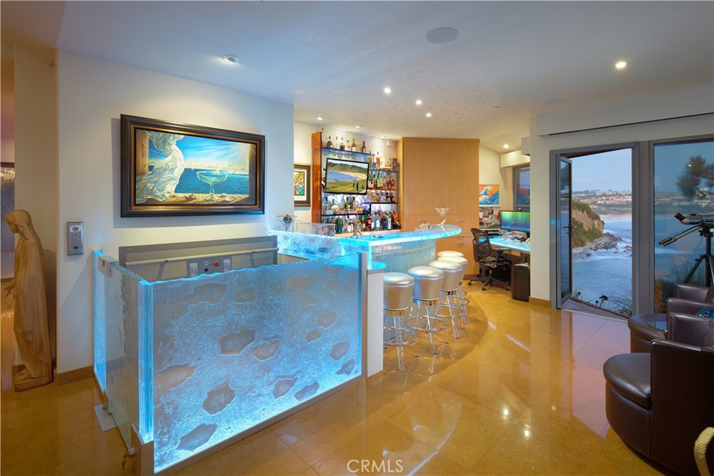 111 S La Senda Drive, Laguna Beach, California, 92651, United States, 4 Bedrooms Bedrooms, ,7 BathroomsBathrooms,Residential,For Sale,111 S La Senda Drive,1625085