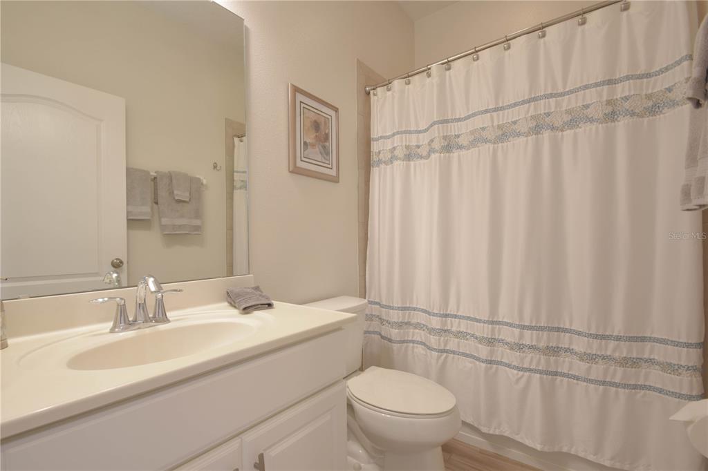 Apopka, Florida, 32703, United States, 4 Bedrooms Bedrooms, ,3 BathroomsBathrooms,Residential,For Sale,1828228