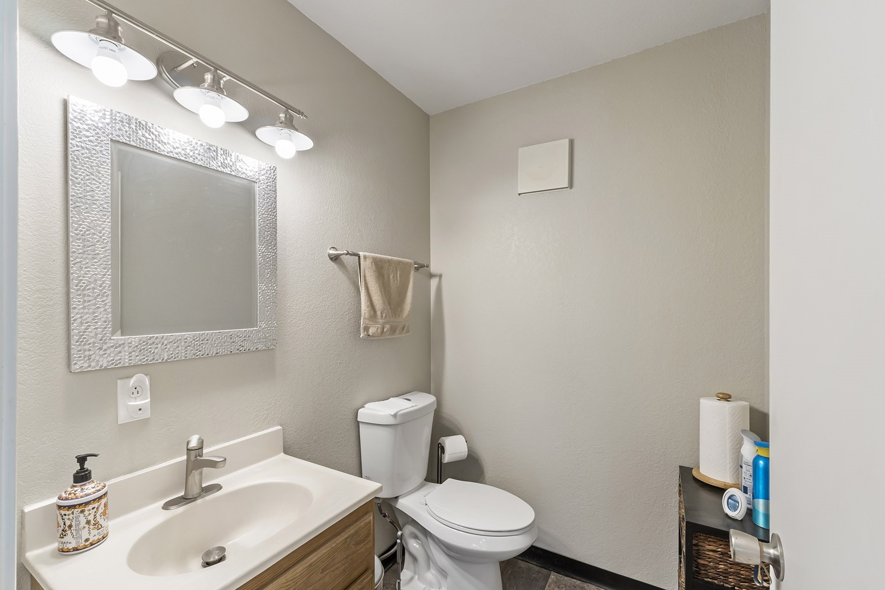  Cougar Estate Acreage - 物件實景