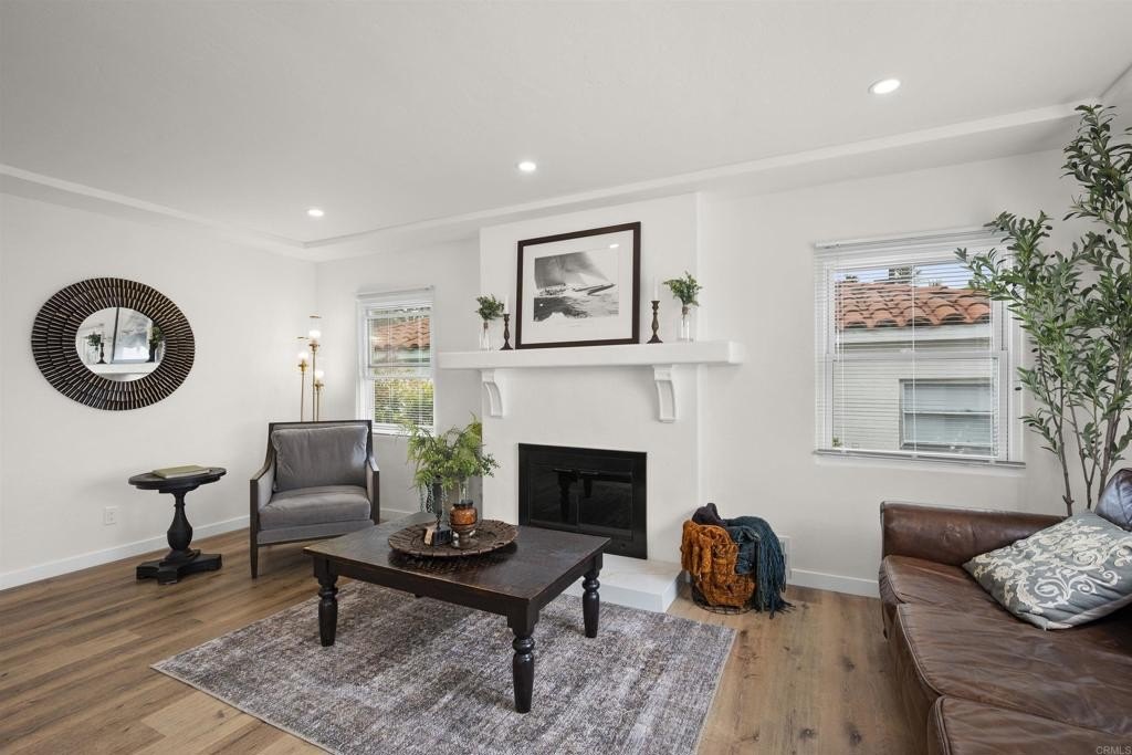 San Diego, California, 92107, United States, 3 Bedrooms Bedrooms, ,2 BathroomsBathrooms,Residential,For Sale,1908264
