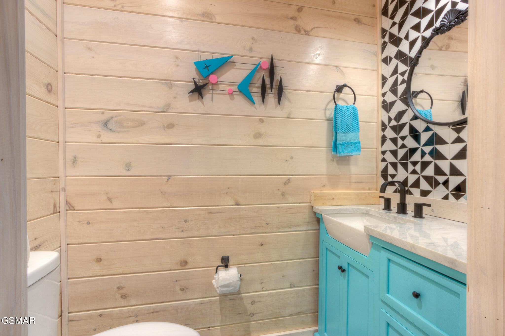 Sevierville, Tennessee, 37862, United States, 3 Bedrooms Bedrooms, ,5 BathroomsBathrooms,Residential,For Sale,1975393