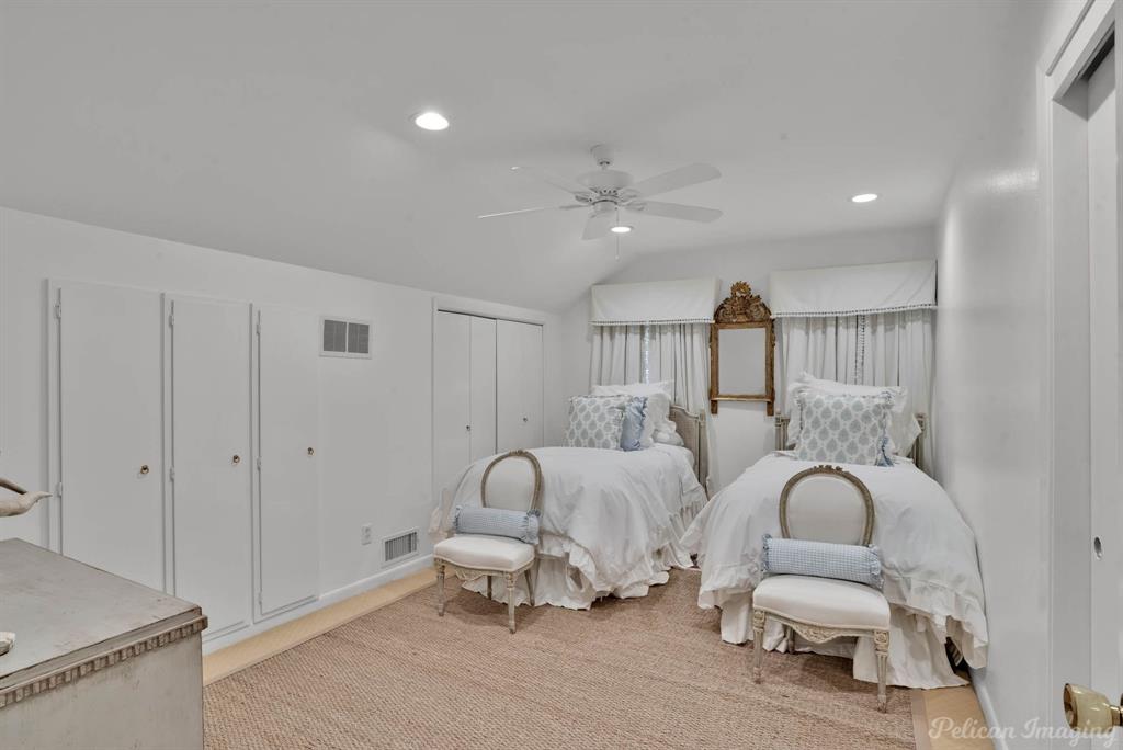 Shreveport, Louisiana, 71106, United States, 5 Bedrooms Bedrooms, ,3 BathroomsBathrooms,Residential,For Sale,1804605