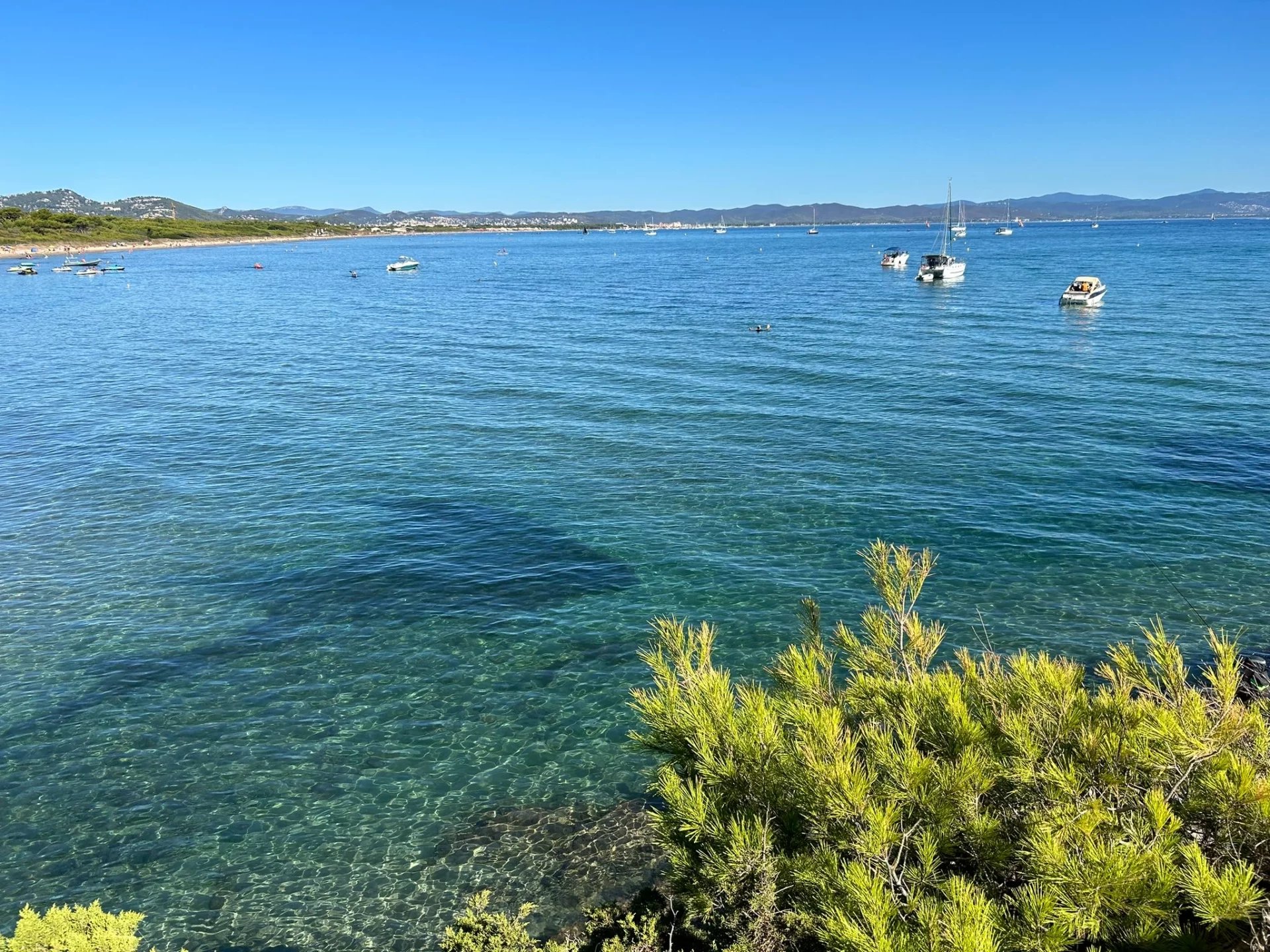 Hyères, Provence-Alpes-Côte d’Azur, 83400, FR, 5 Bedrooms Bedrooms, ,4 BathroomsBathrooms,Residential,For Sale,1627572