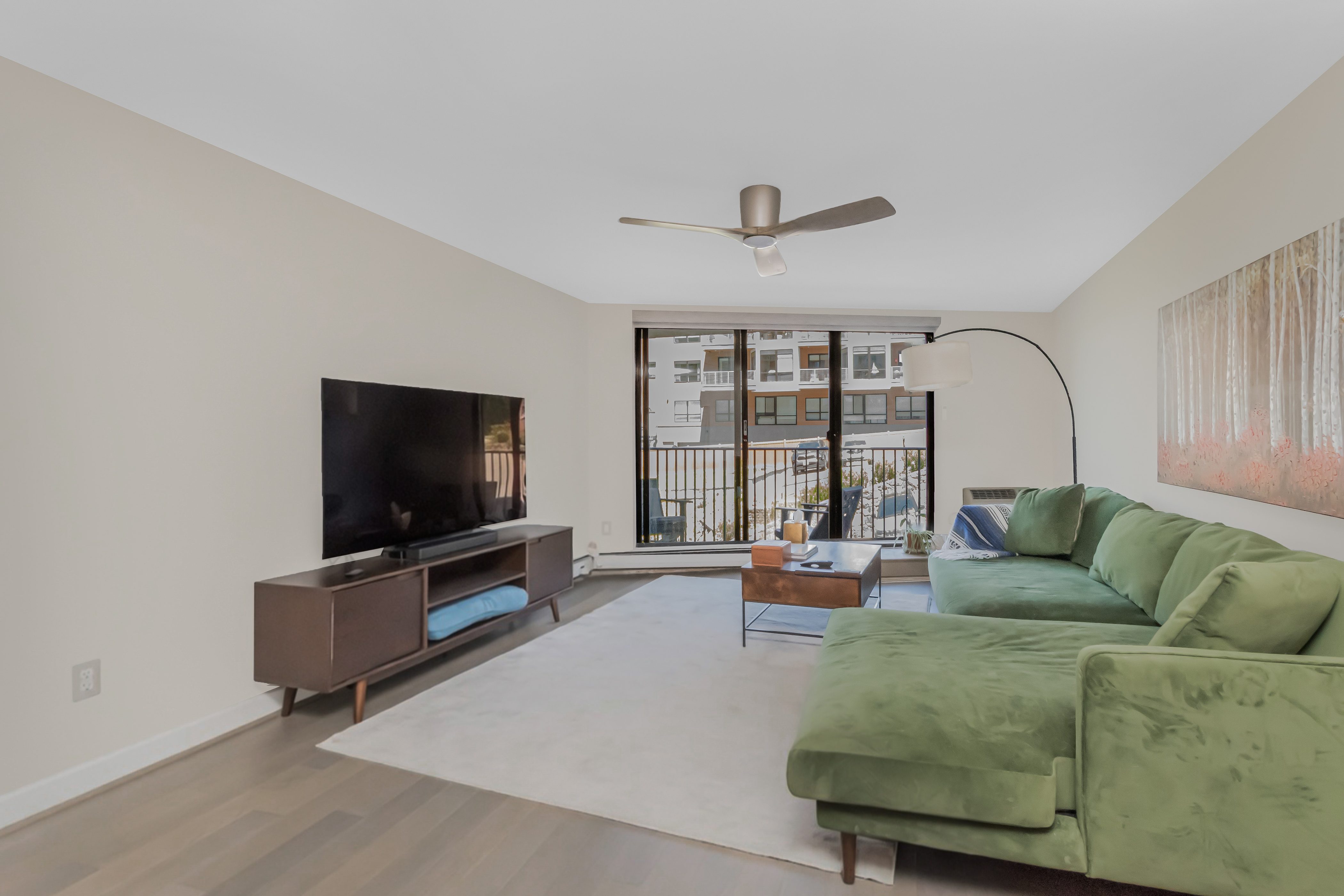  1155 Warburton Avenue - 物件實景