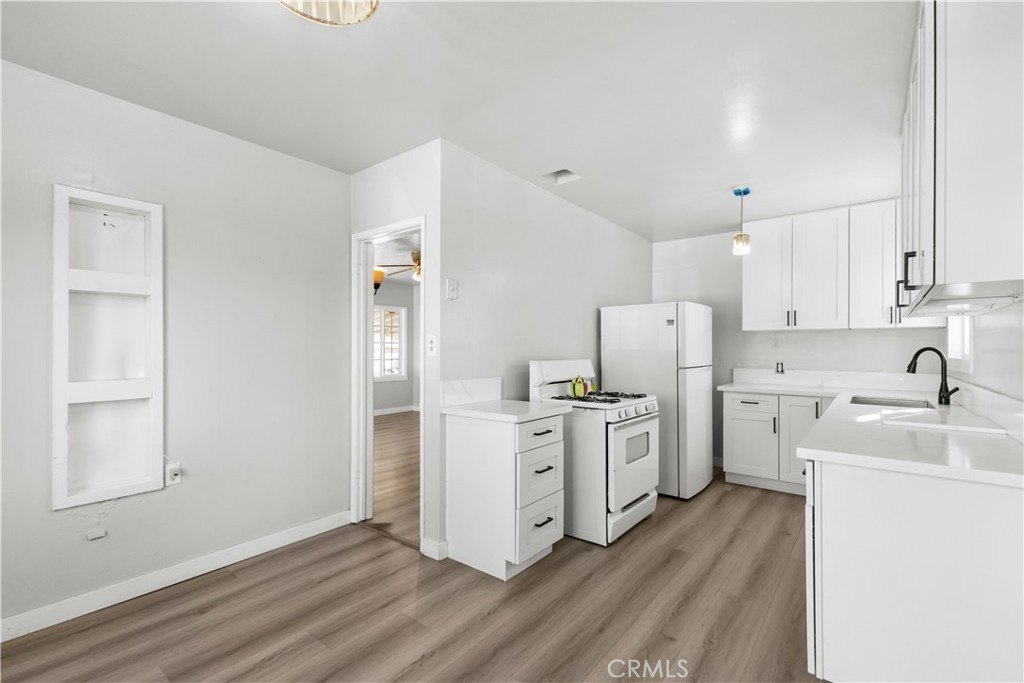 San Bernardino, California, 92410, United States, 3 Bedrooms Bedrooms, ,2 BathroomsBathrooms,Residential,For Sale,2009229