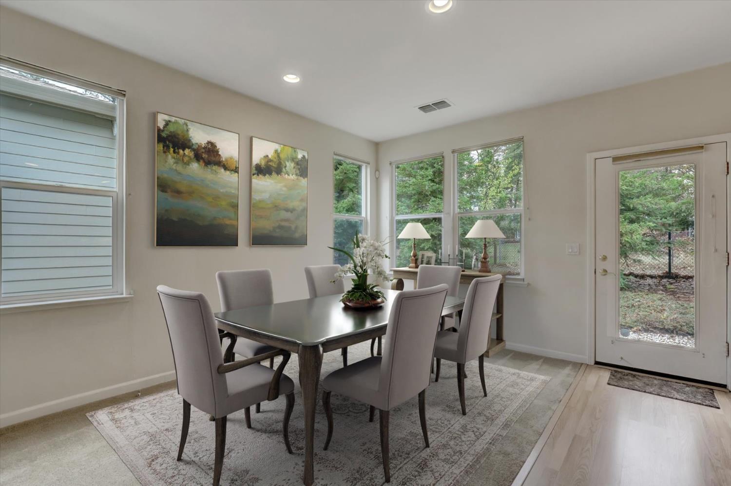 Grass Valley, California, 95945, United States, 2 Bedrooms Bedrooms, ,2 BathroomsBathrooms,Residential,For Sale,2010026