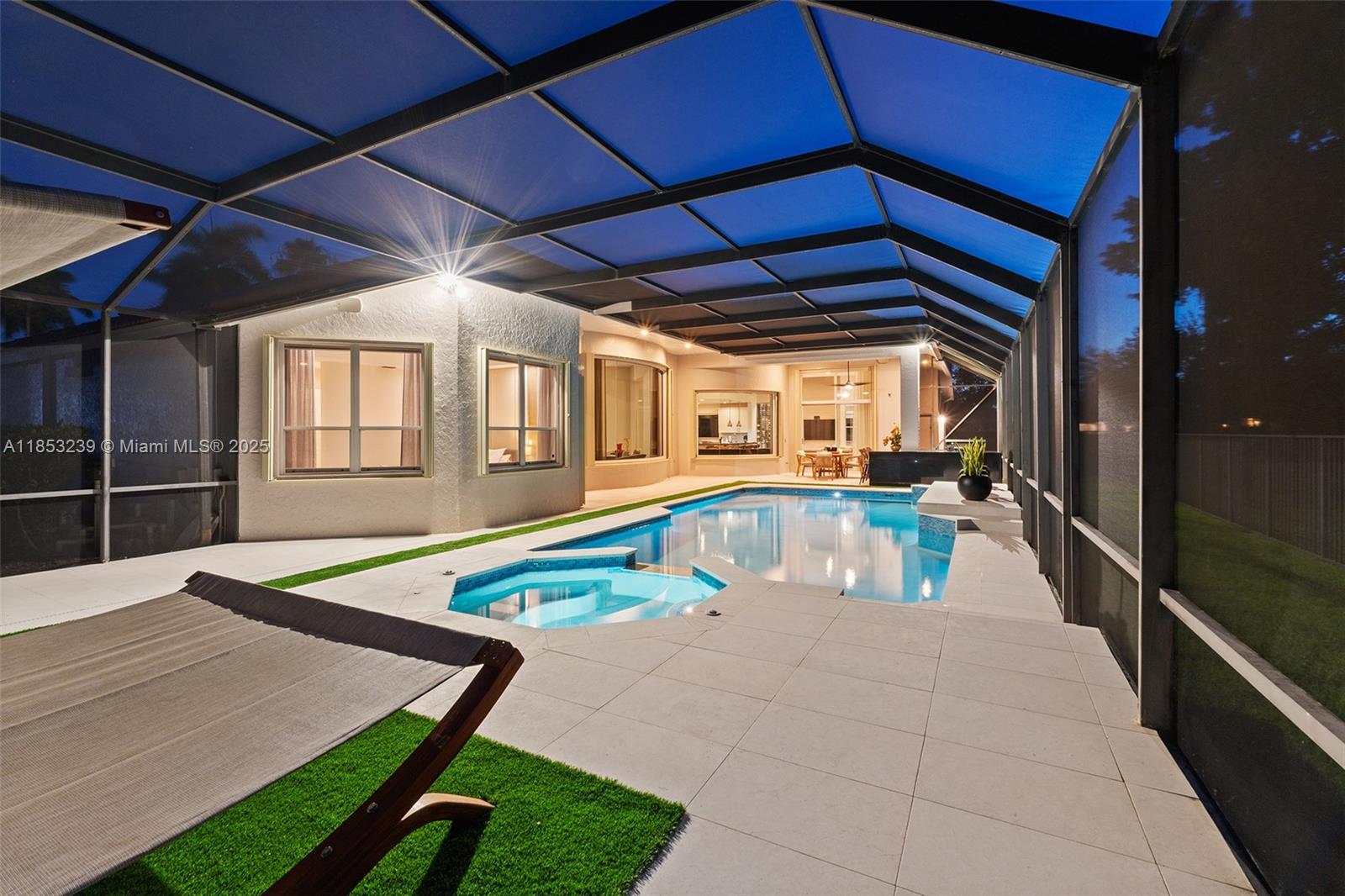 Weston, Florida, 33327, United States, 5 Bedrooms Bedrooms, ,6 BathroomsBathrooms,Residential,For Sale,1919791