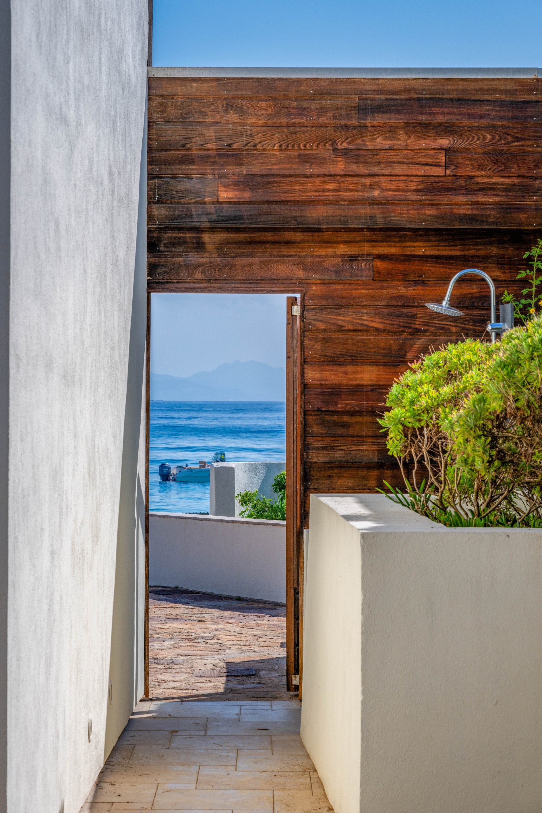  Waterfront house of 180 sq.m with sea view. - 物件實景