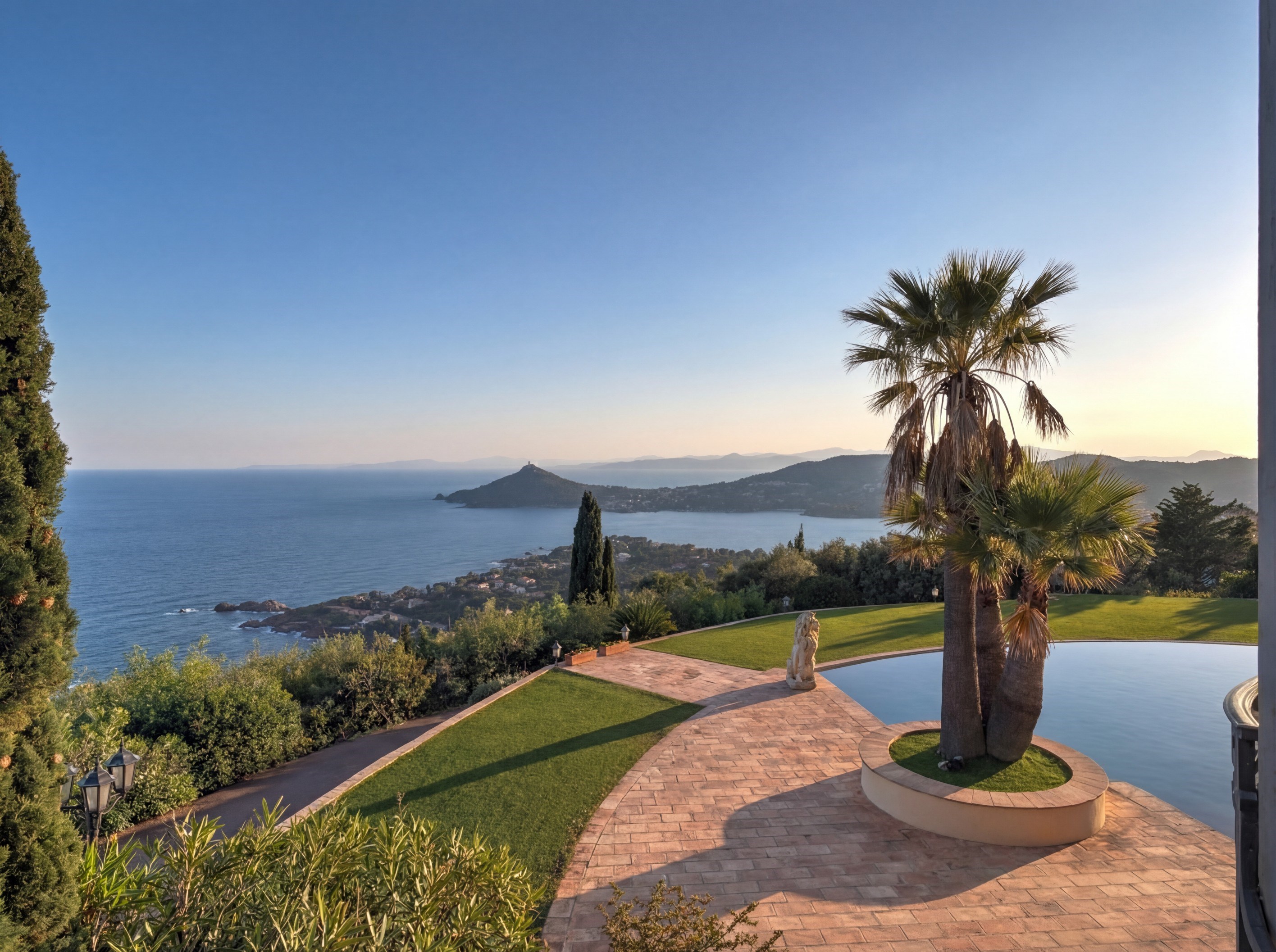 Saint-Raphaël Agay property panoramic sea view land 3100 sqm infinity pool 5 su… - 物件實景