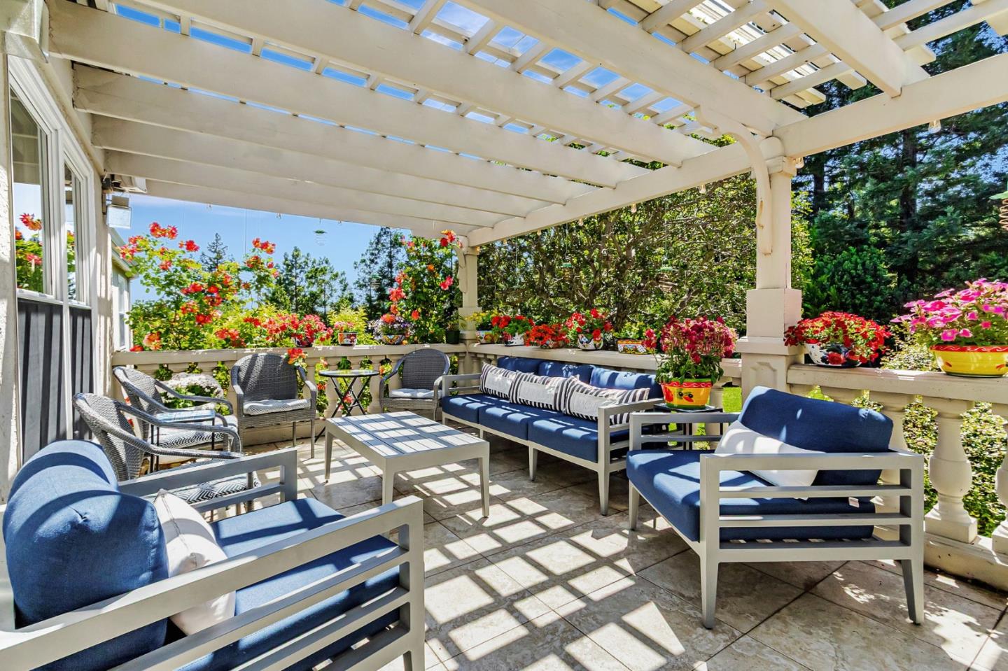 Saratoga, California, 95070, United States, 5 Bedrooms Bedrooms, ,6 BathroomsBathrooms,Residential,For Sale,1891032
