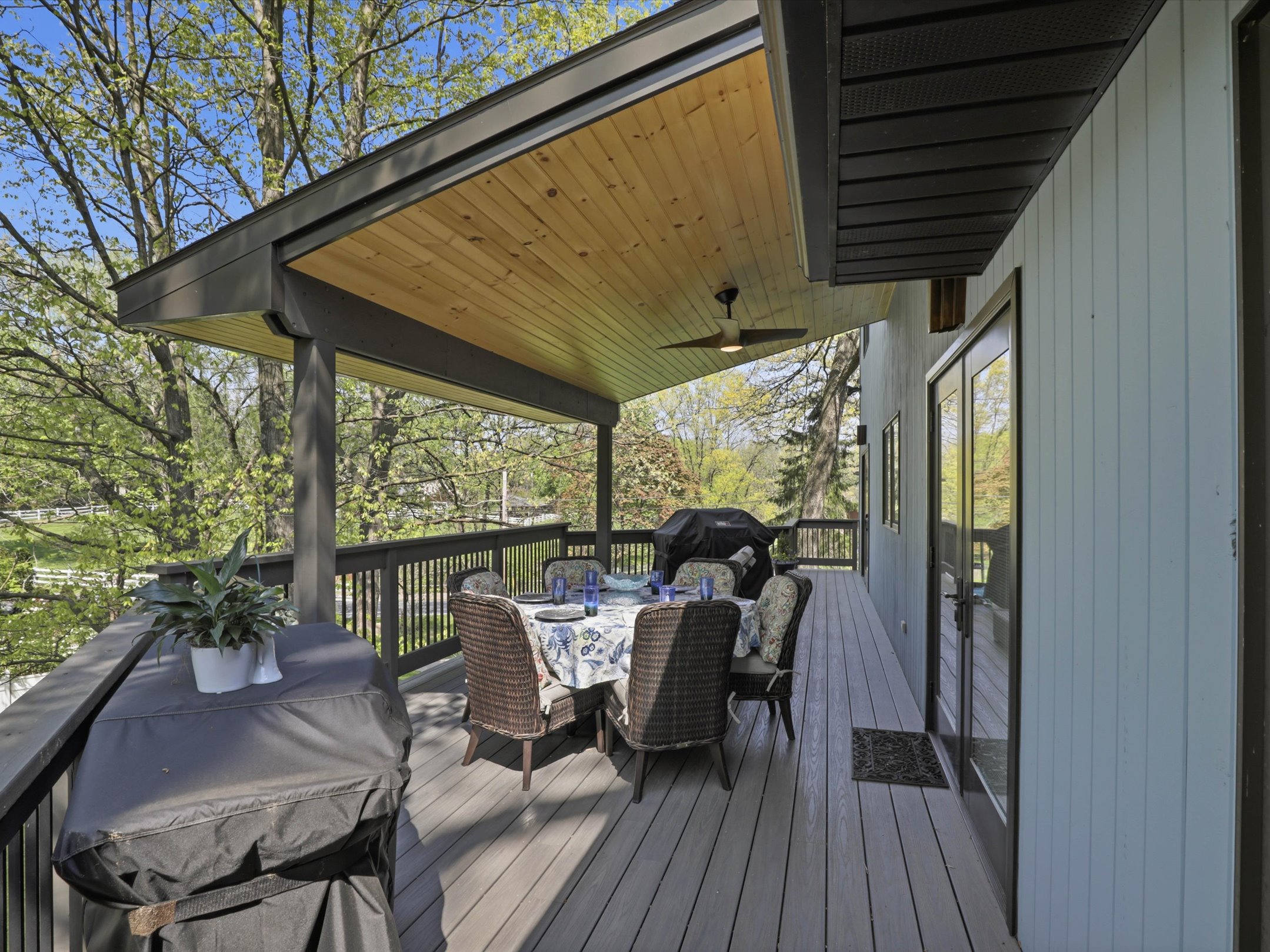 137 E Woods Dr, Lititz, PA - 物件實景