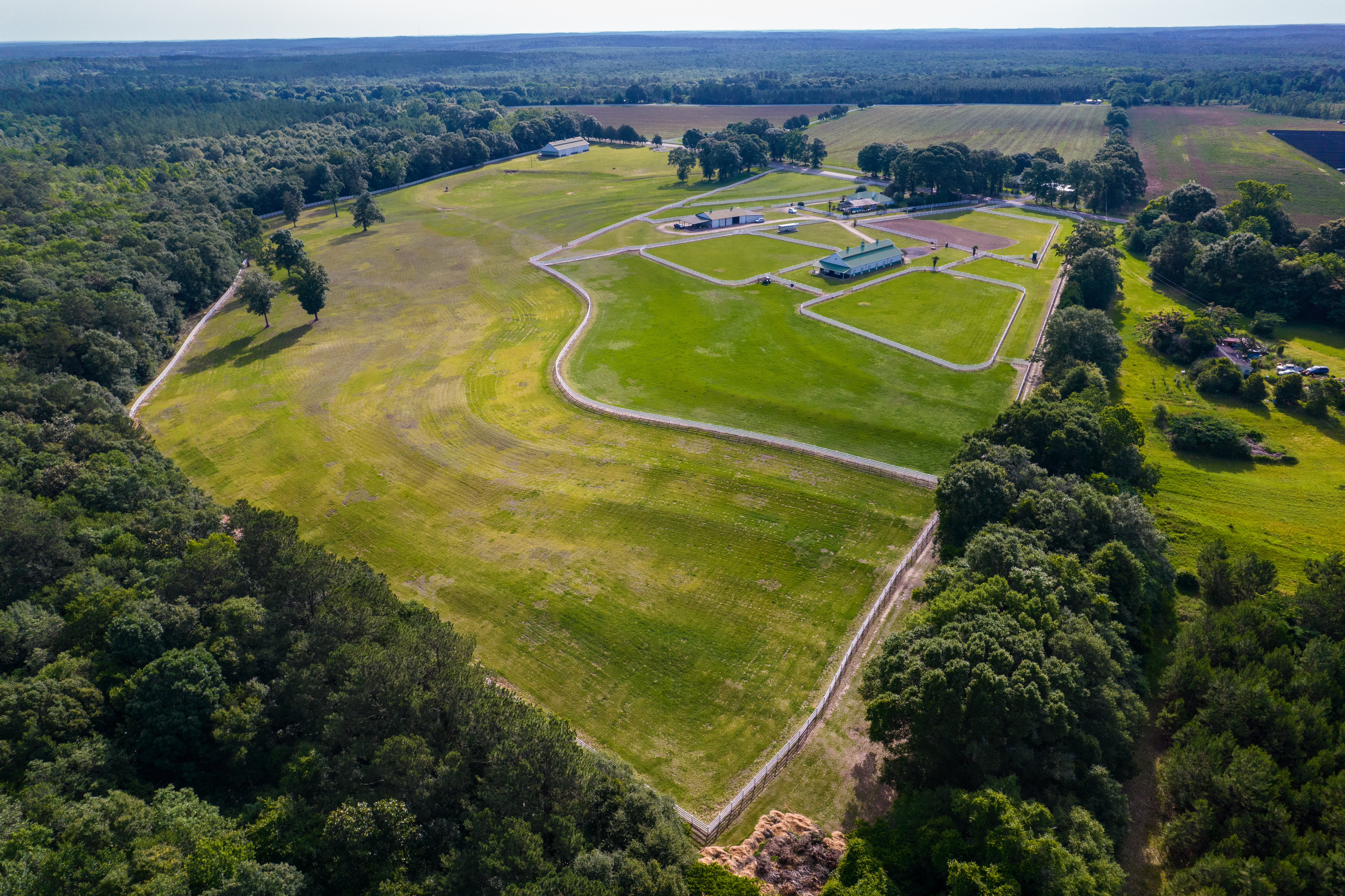  Horse Ranch With Immaculate Home And State-Of-The-Art Equestrian Facilities - 物件實景