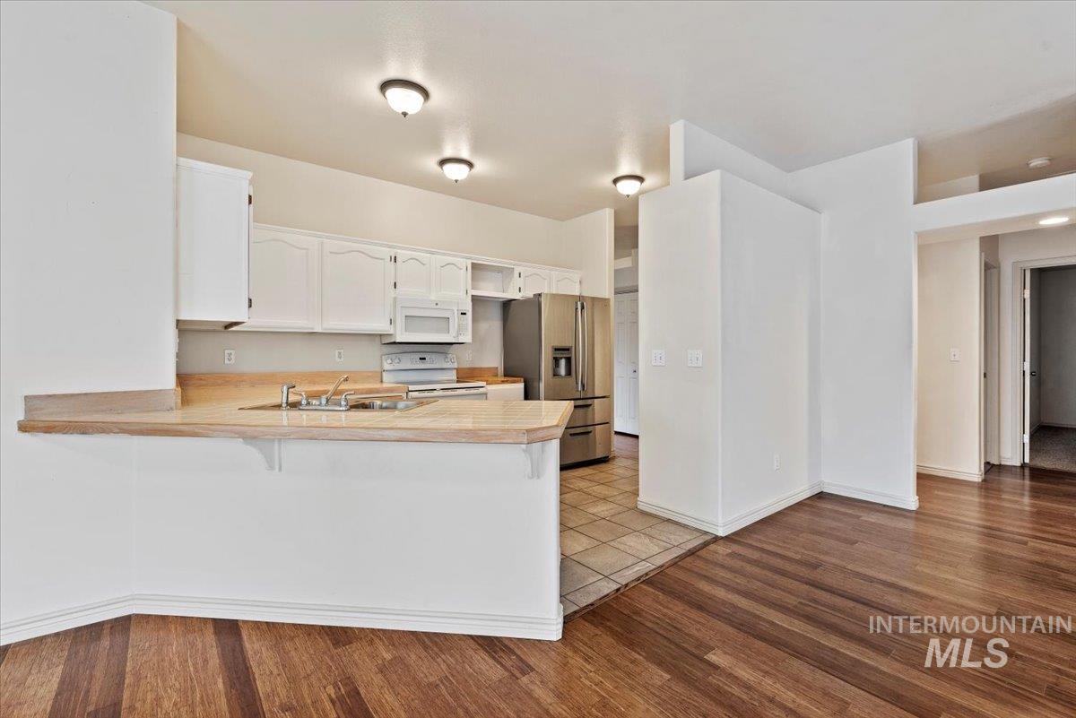 Boise, Idaho, 83716, United States, 3 Bedrooms Bedrooms, ,2 BathroomsBathrooms,Residential,For Sale,1995965