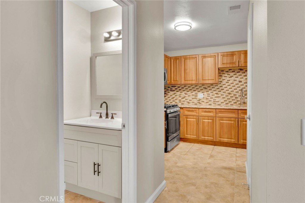 Montclair, California, 91763, United States, 3 Bedrooms Bedrooms, ,3 BathroomsBathrooms,Residential,For Sale,2005773