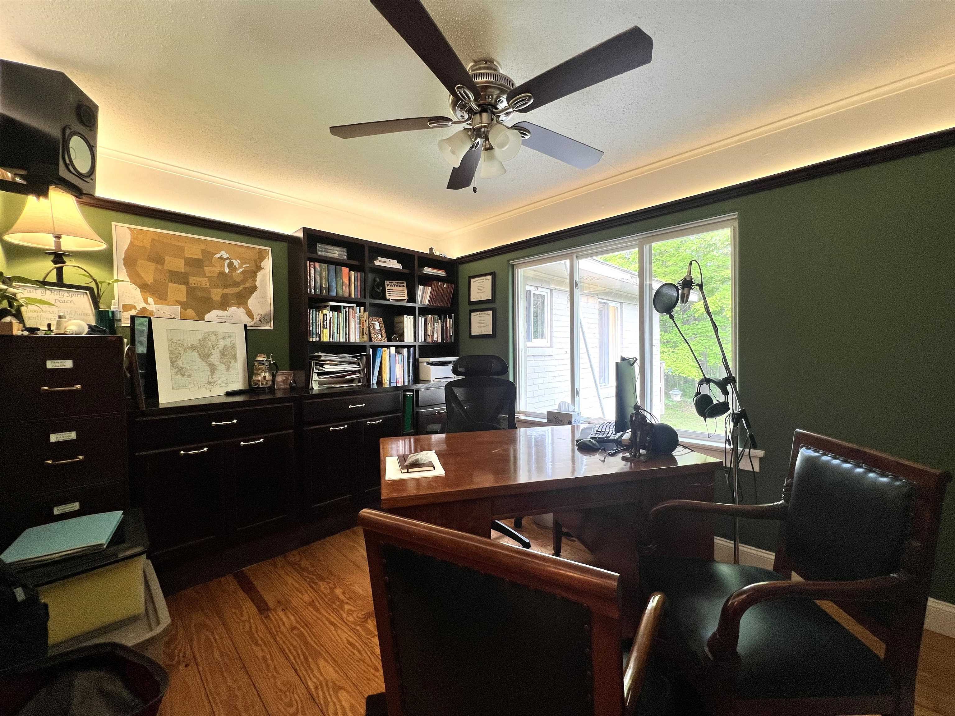 Grantham, New Hampshire, 03753, United States, 3 Bedrooms Bedrooms, ,4 BathroomsBathrooms,Residential,For Sale,1839994