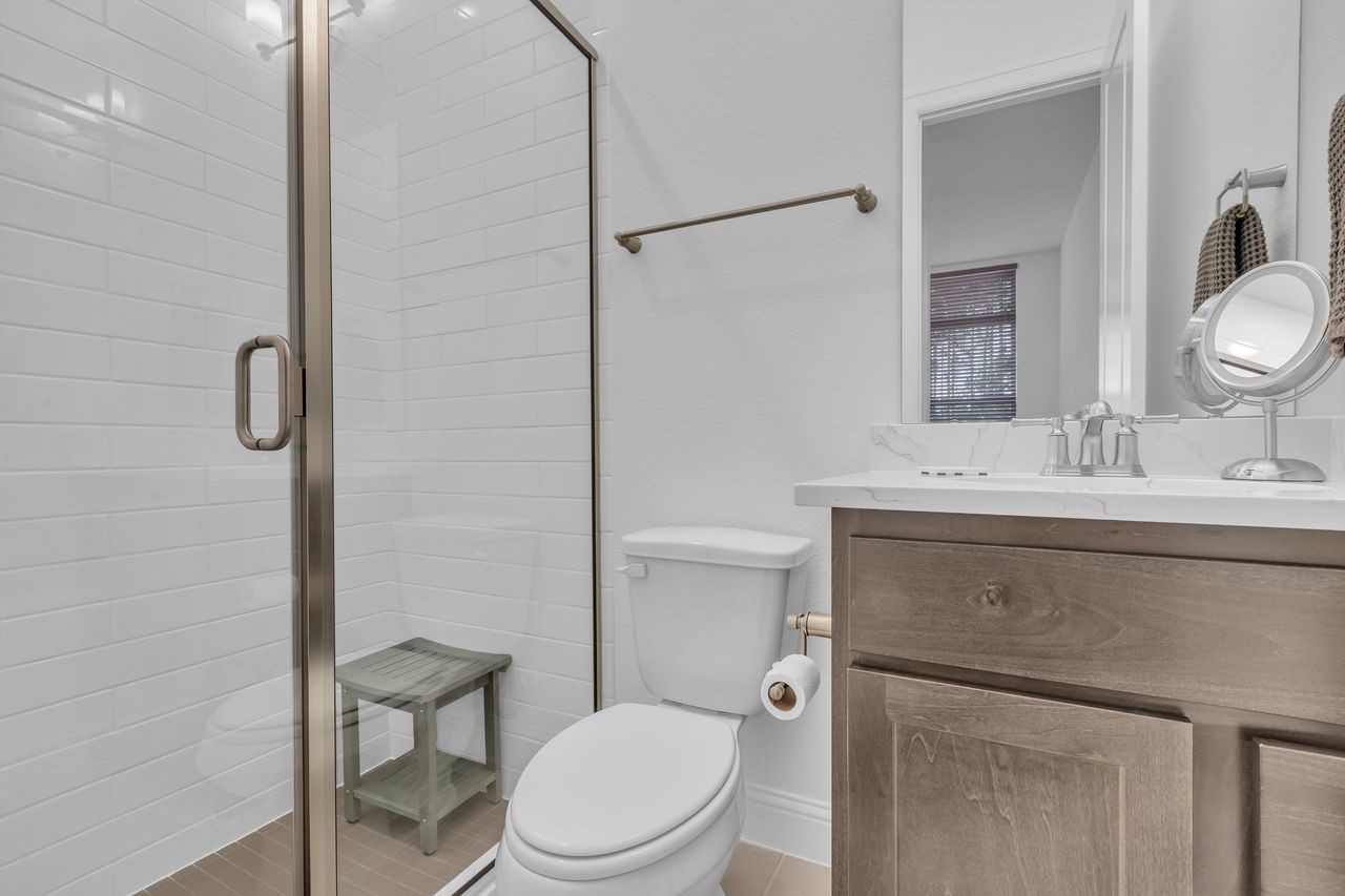 Porter, Texas, 77365, United States, 4 Bedrooms Bedrooms, ,5 BathroomsBathrooms,Residential,For Sale,1992843